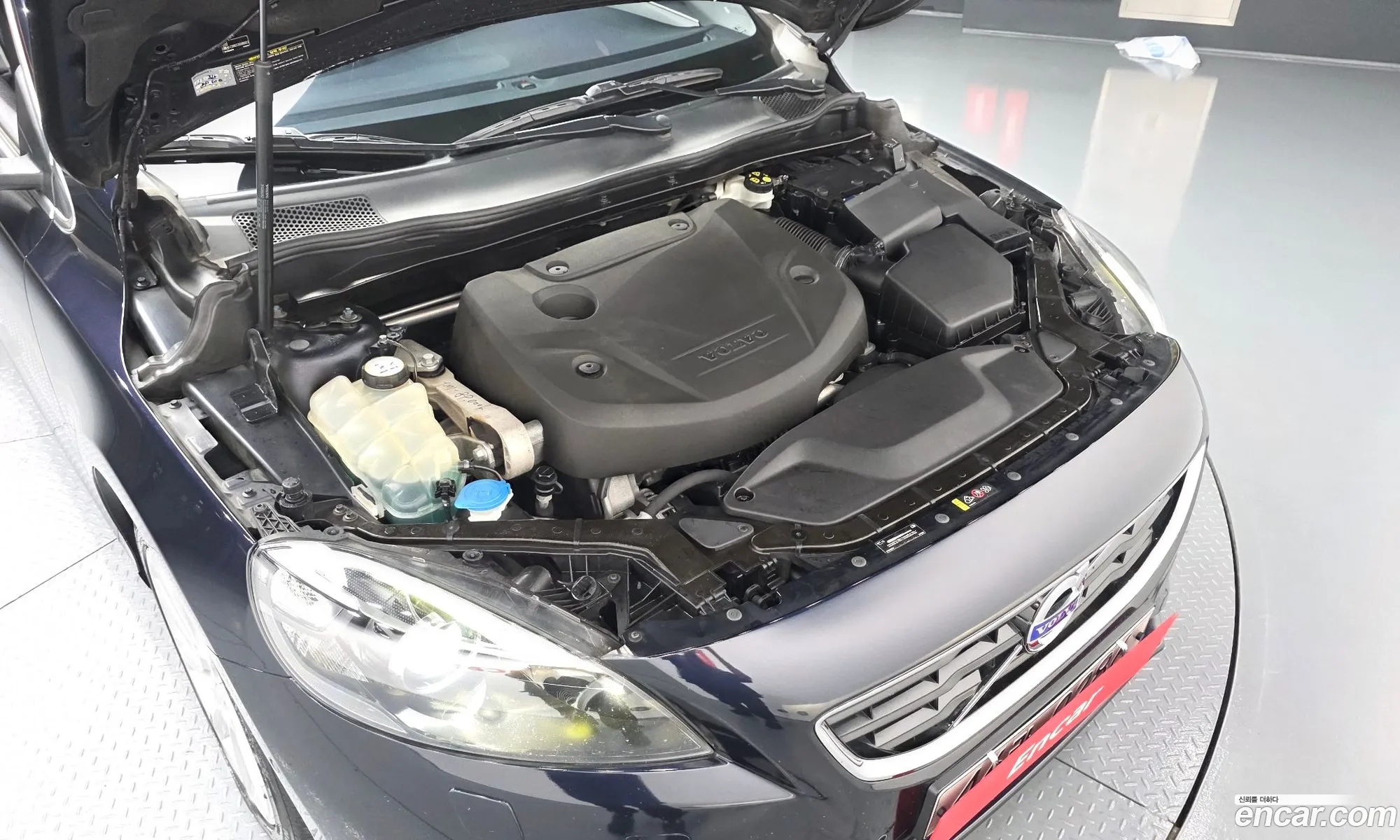 Volvo V40 2015 YV1MV79K0G2303862 — 13