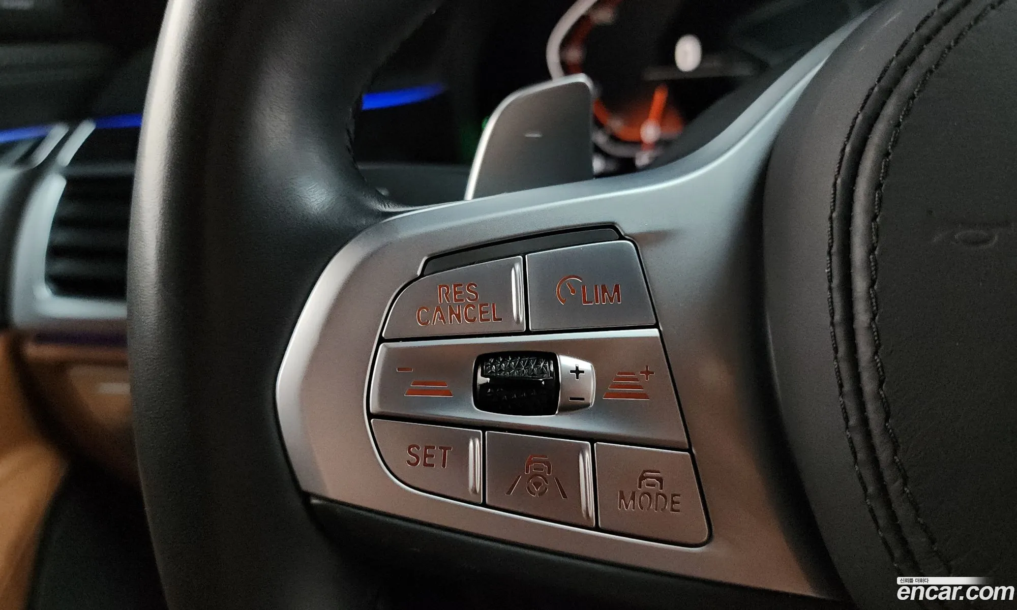 BMW 7 Series 2020 WBA7V4103LCE78759 — 26