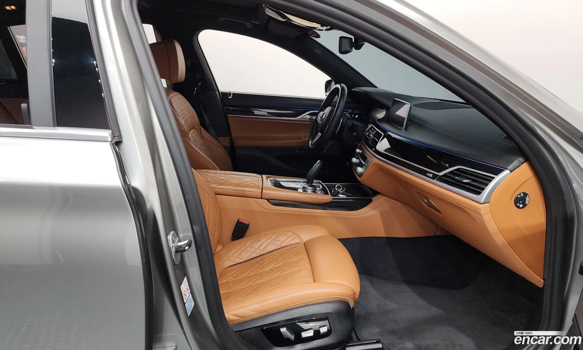 BMW 7 Series 2020 WBA7V4103LCE78759 — 30