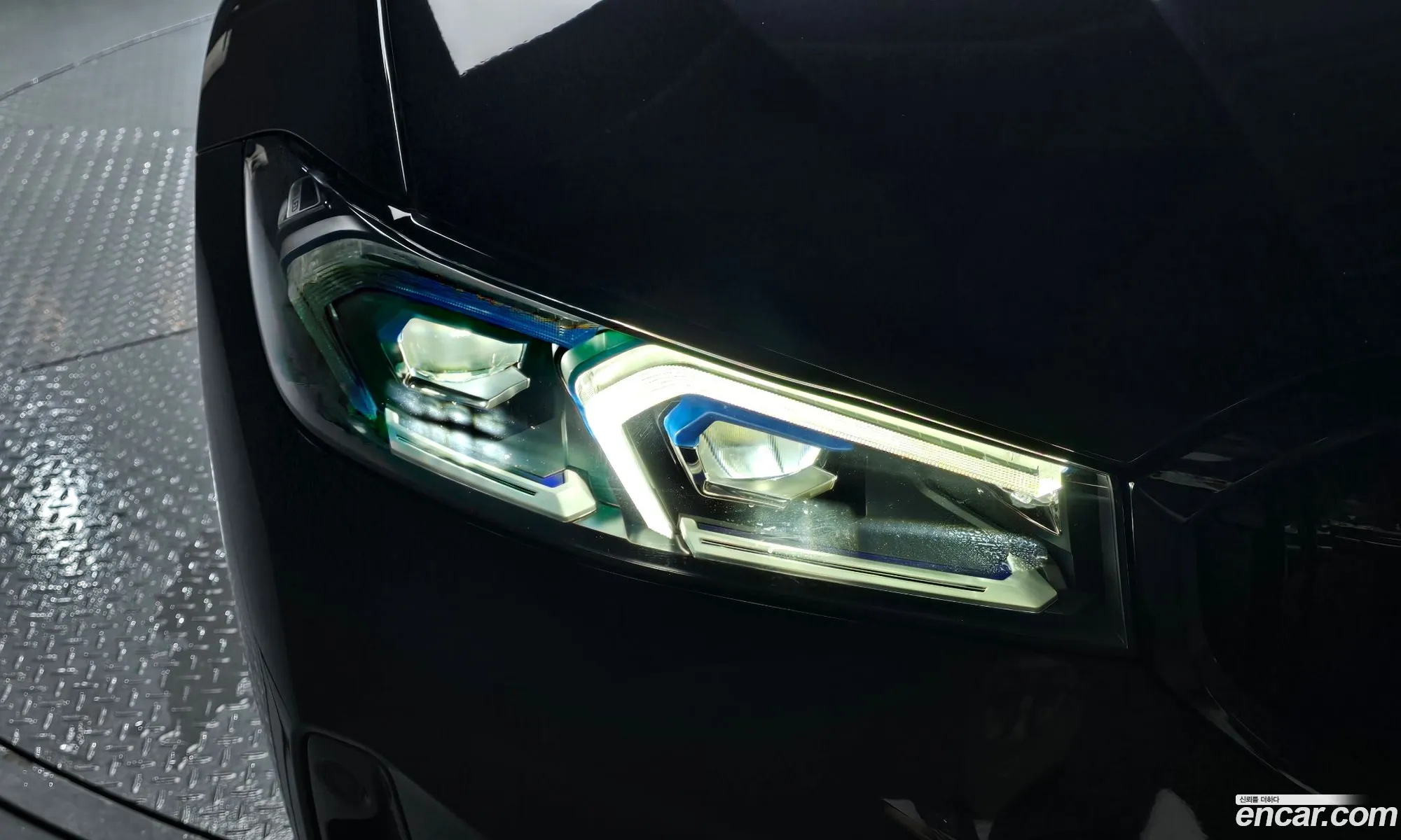 BMW 3 Series 2024 — 14