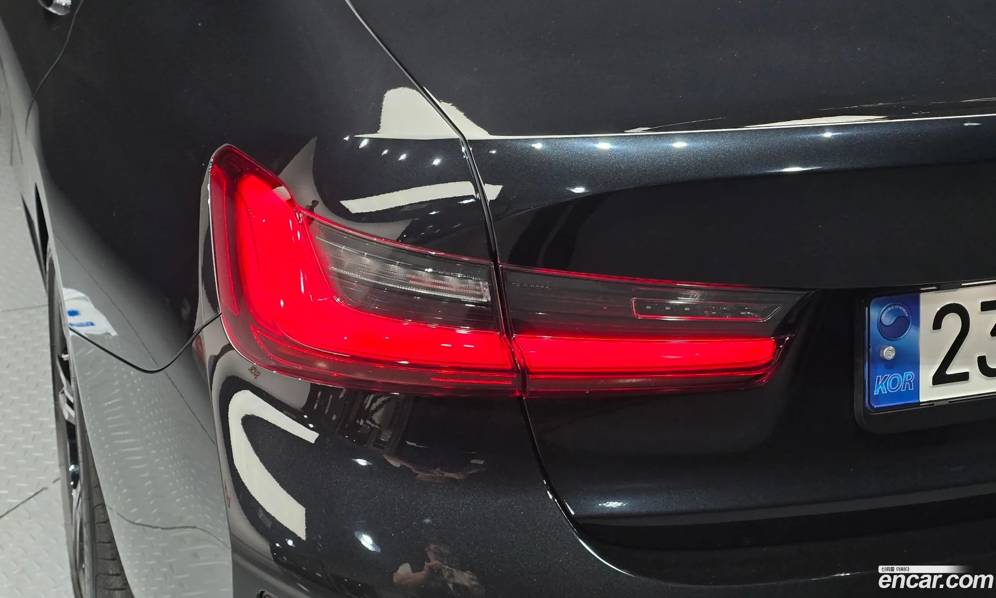 BMW 3 Series 2024 — 12