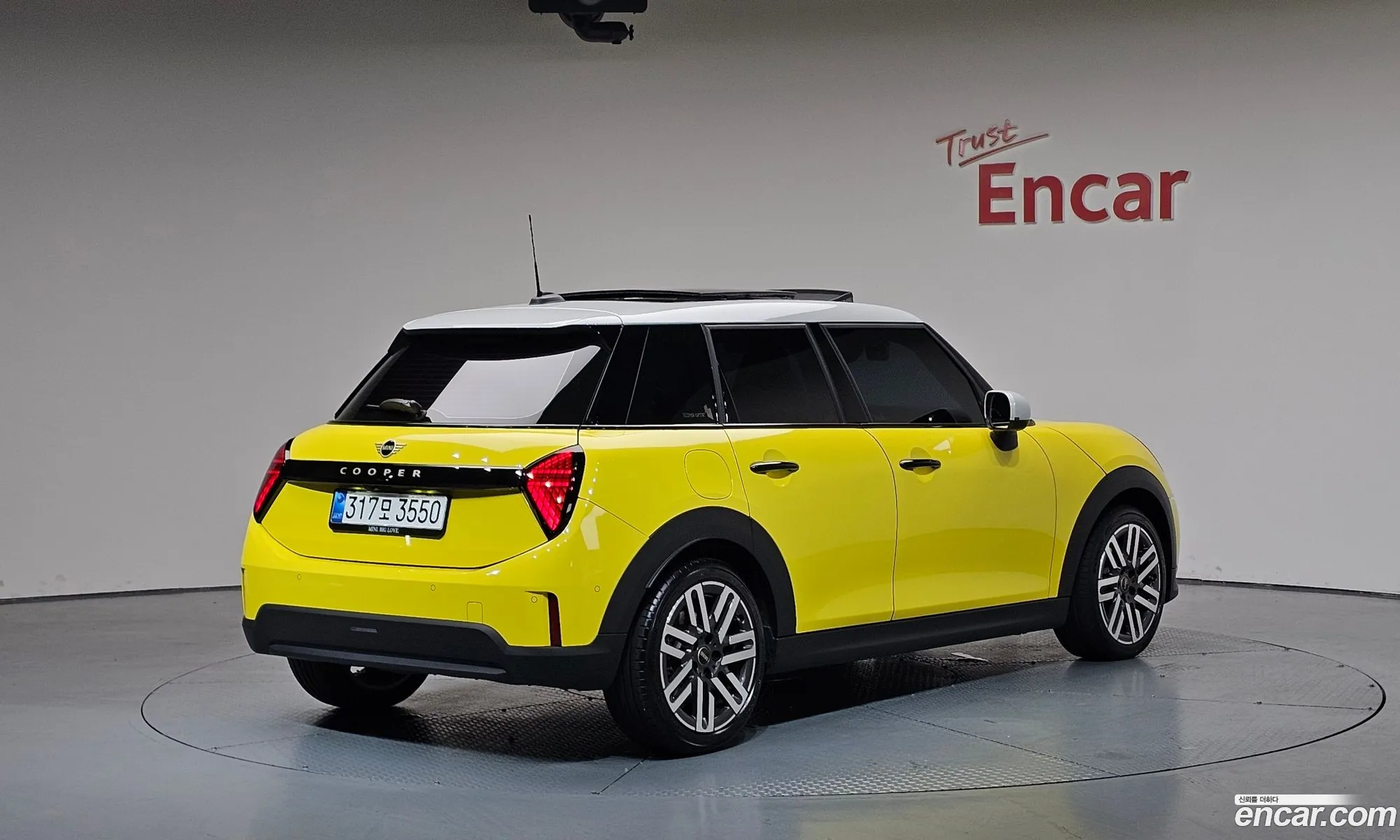 Mini Cooper C 2025 WMW61GD00S2X07131 — 20