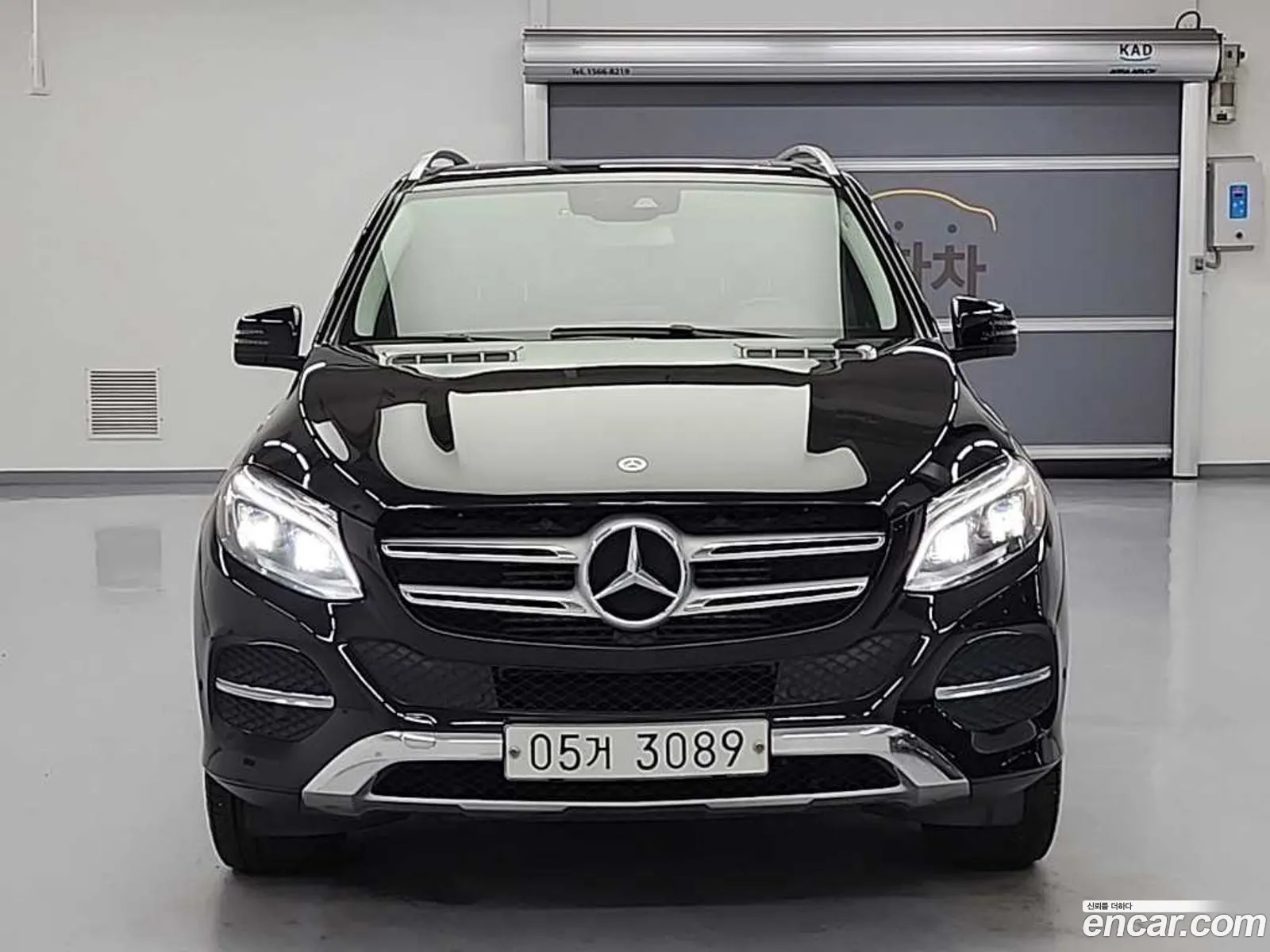 Mercedes-Benz GLE-Class W166 2018 — 10