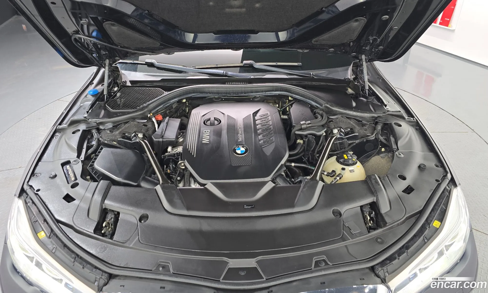 BMW 7 Series 2017 — 17
