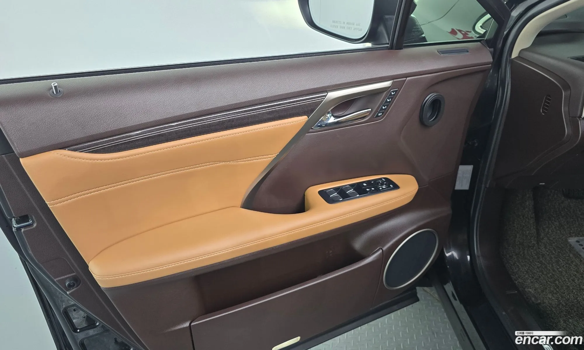 Lexus RX450h 2019 — 3
