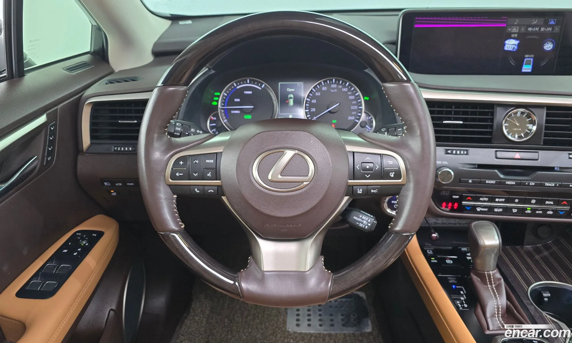 Lexus RX450h 2019 — 31