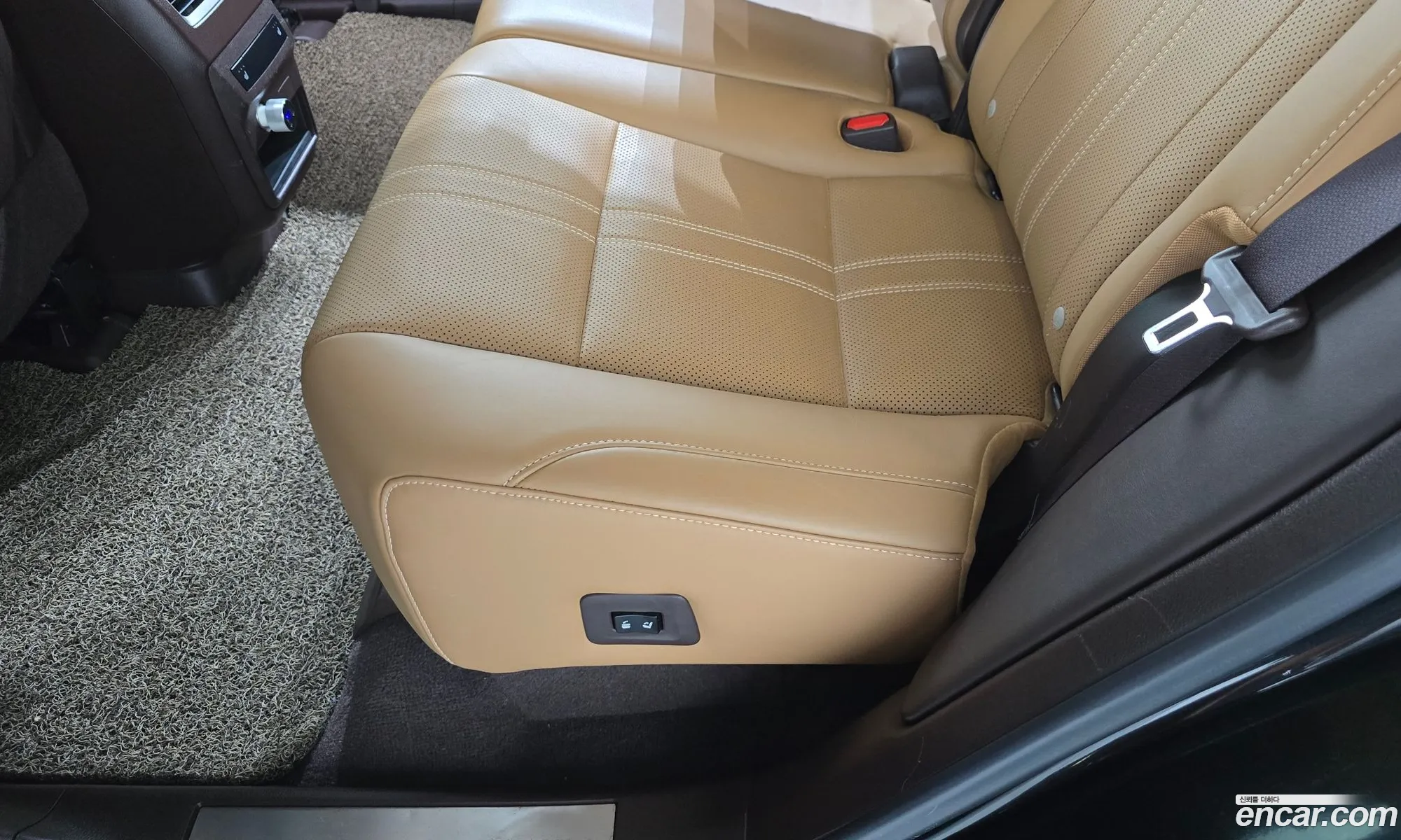 Lexus RX450h 2019 — 29