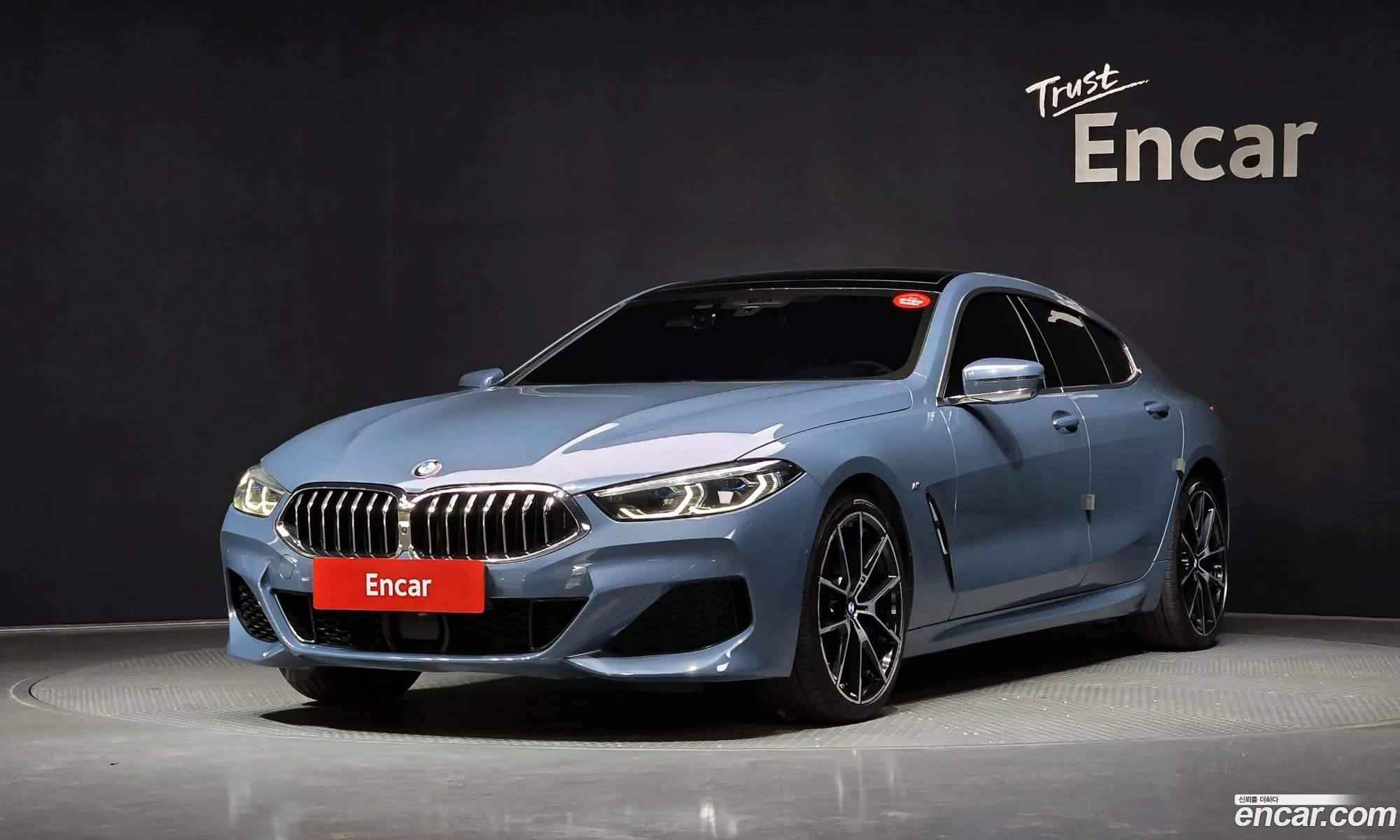 BMW 8 Series 2021 — 27