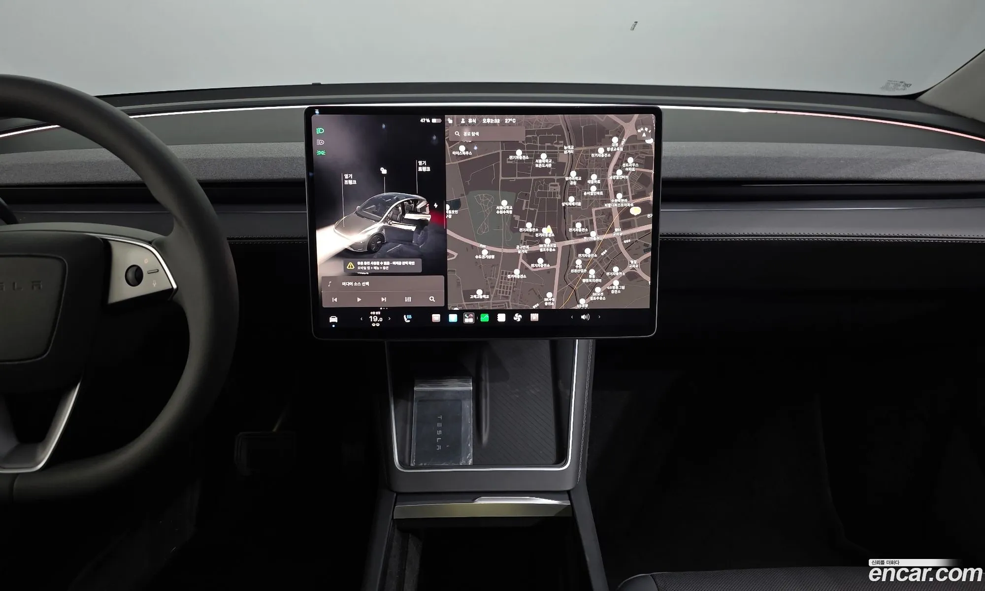 Tesla Model Y 2025 — 14