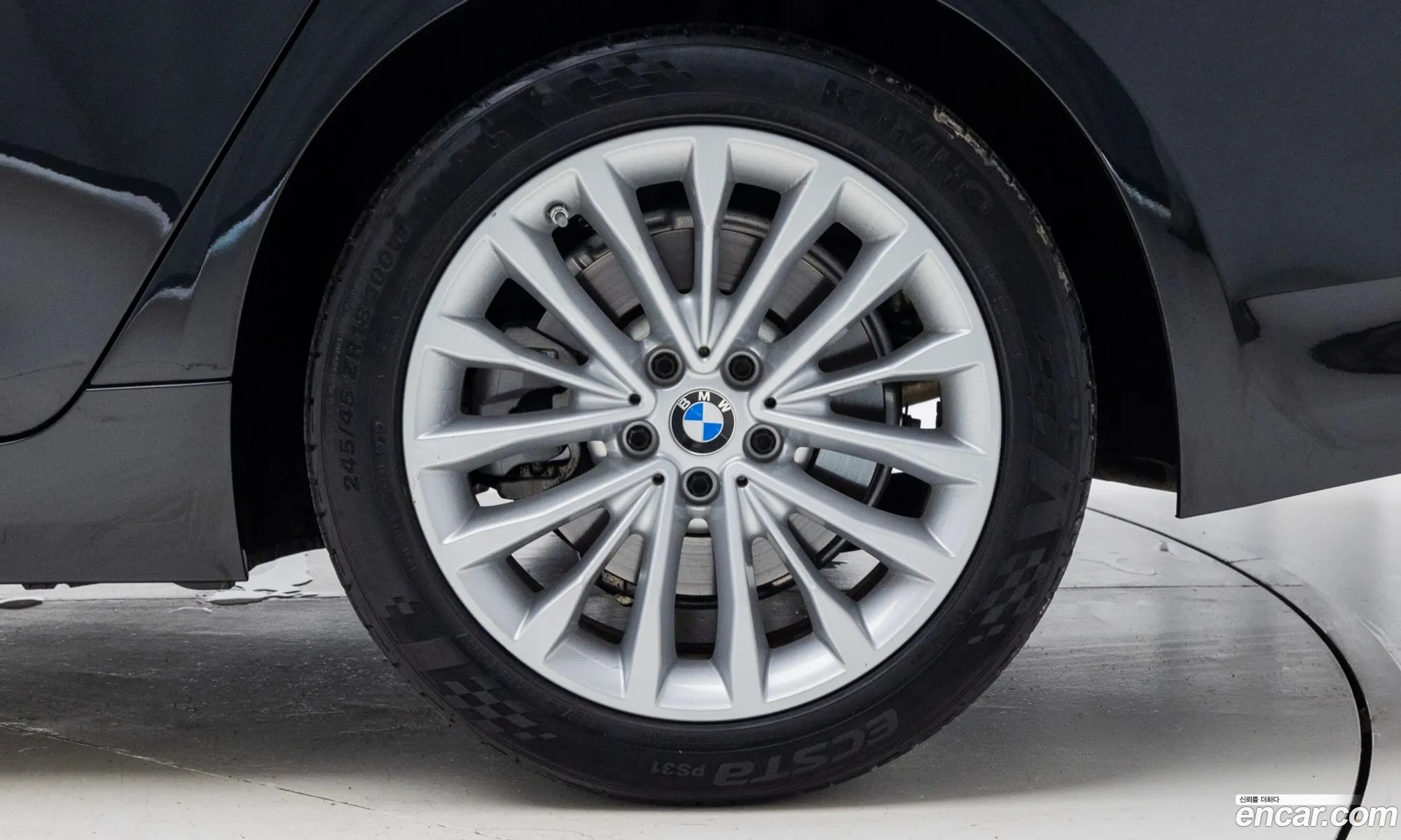 BMW 5 Series 2021 — 6