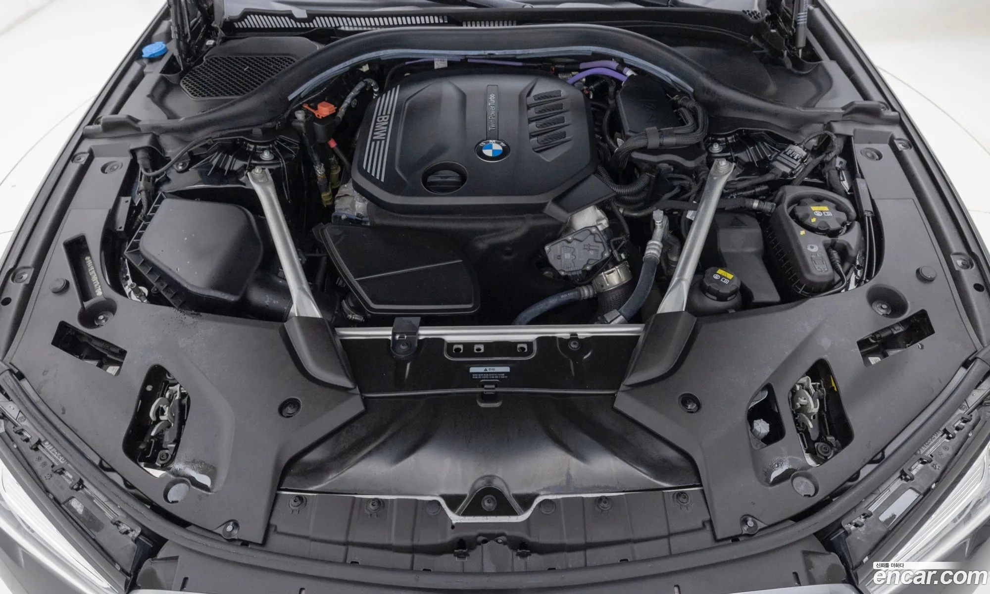 BMW 5 Series 2021 — 16