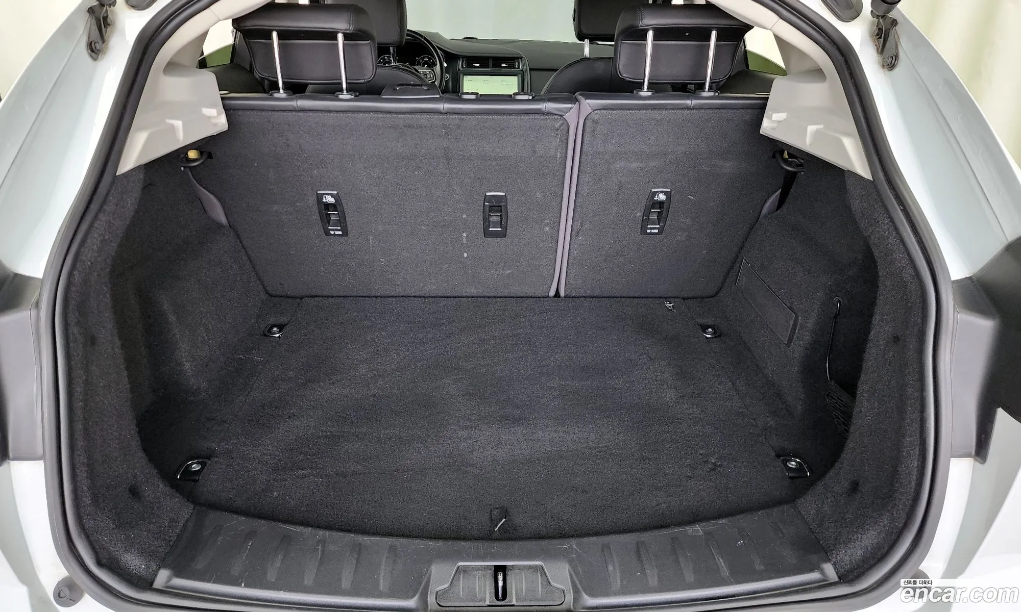 Jaguar E-Pace 2020 SADFA2BN6L1Z90537 — 2