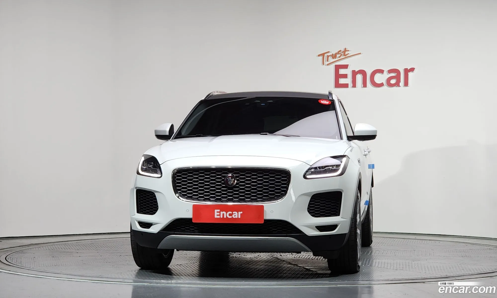 Jaguar E-Pace 2020 SADFA2BN6L1Z90537 — 11