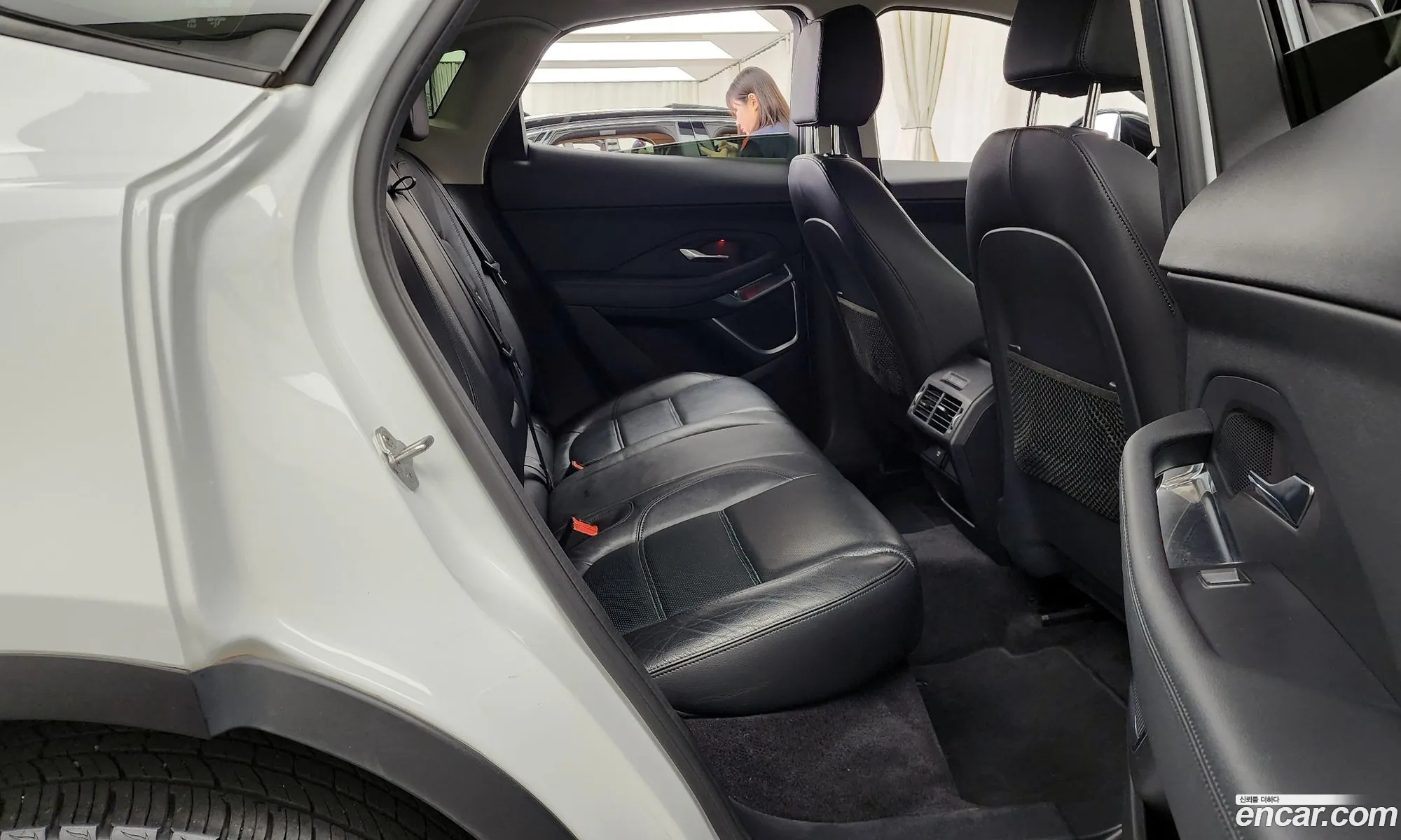 Jaguar E-Pace 2020 SADFA2BN6L1Z90537 — 18