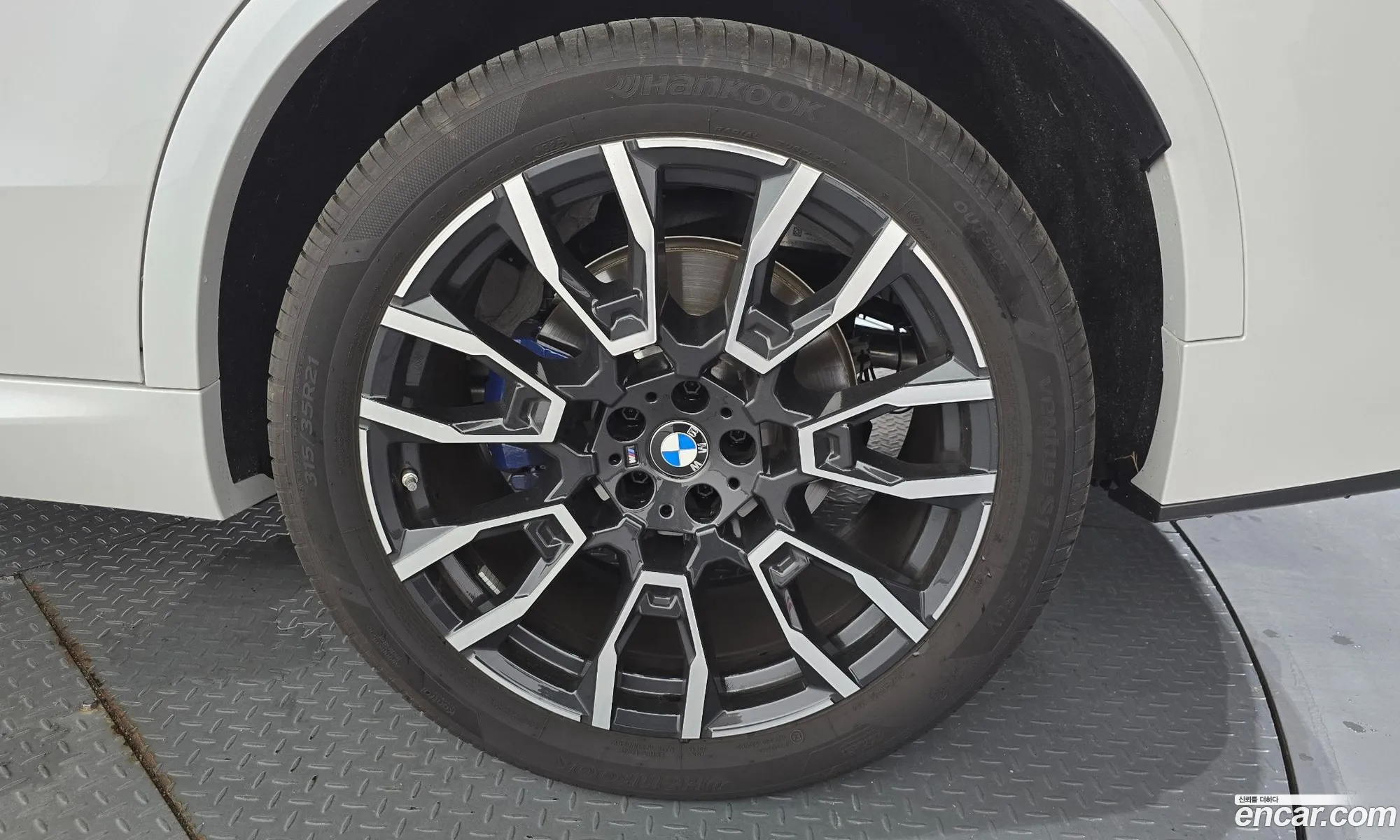 BMW X5 2025 WBA11EV00S9129679 — 32