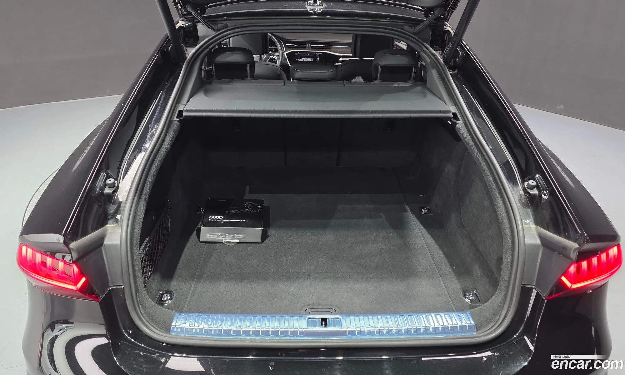 Audi A7 2023 WAUZZZF28PN069085 — 8