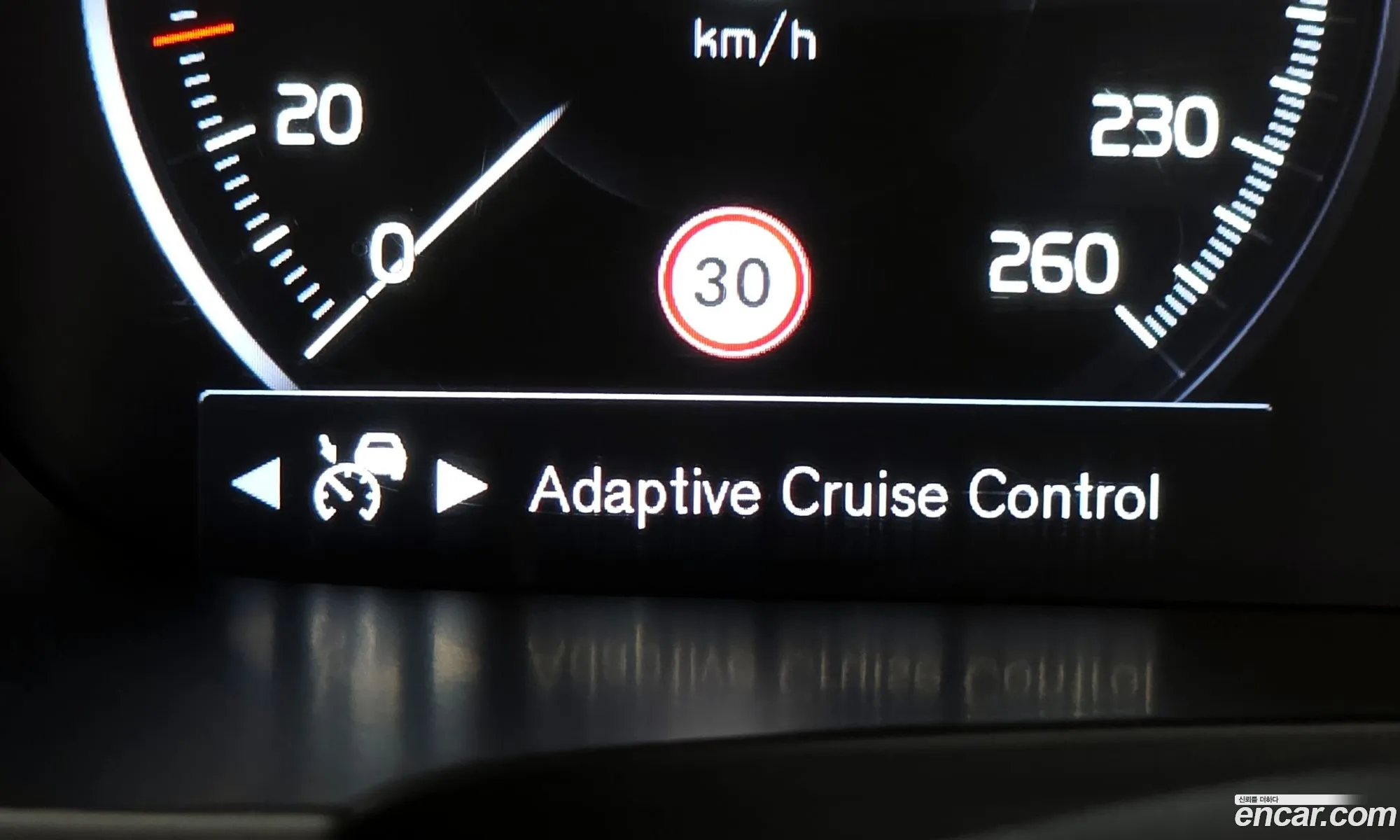 Volvo V90 Cross Country 2020 — 9