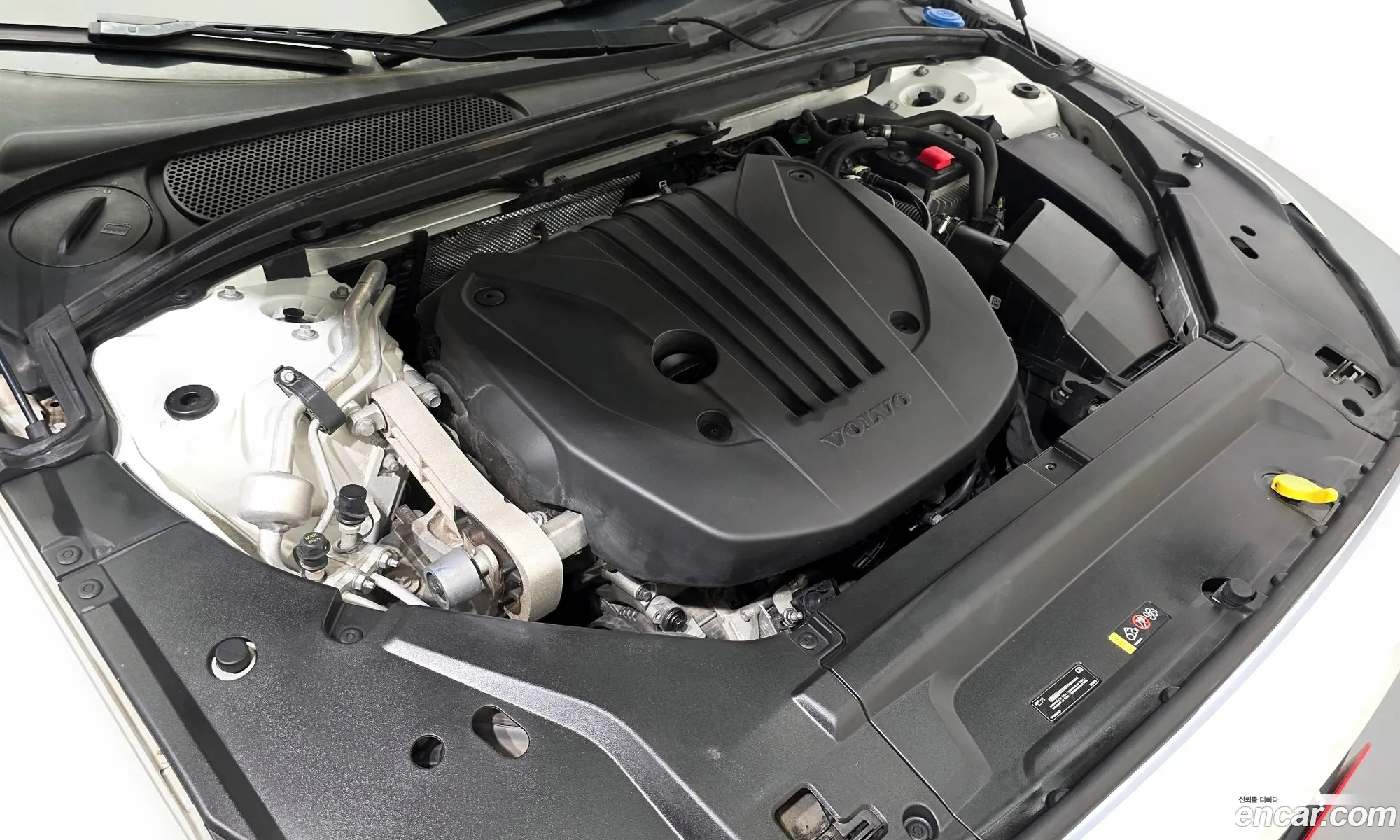 Volvo V90 Cross Country 2020 — 8