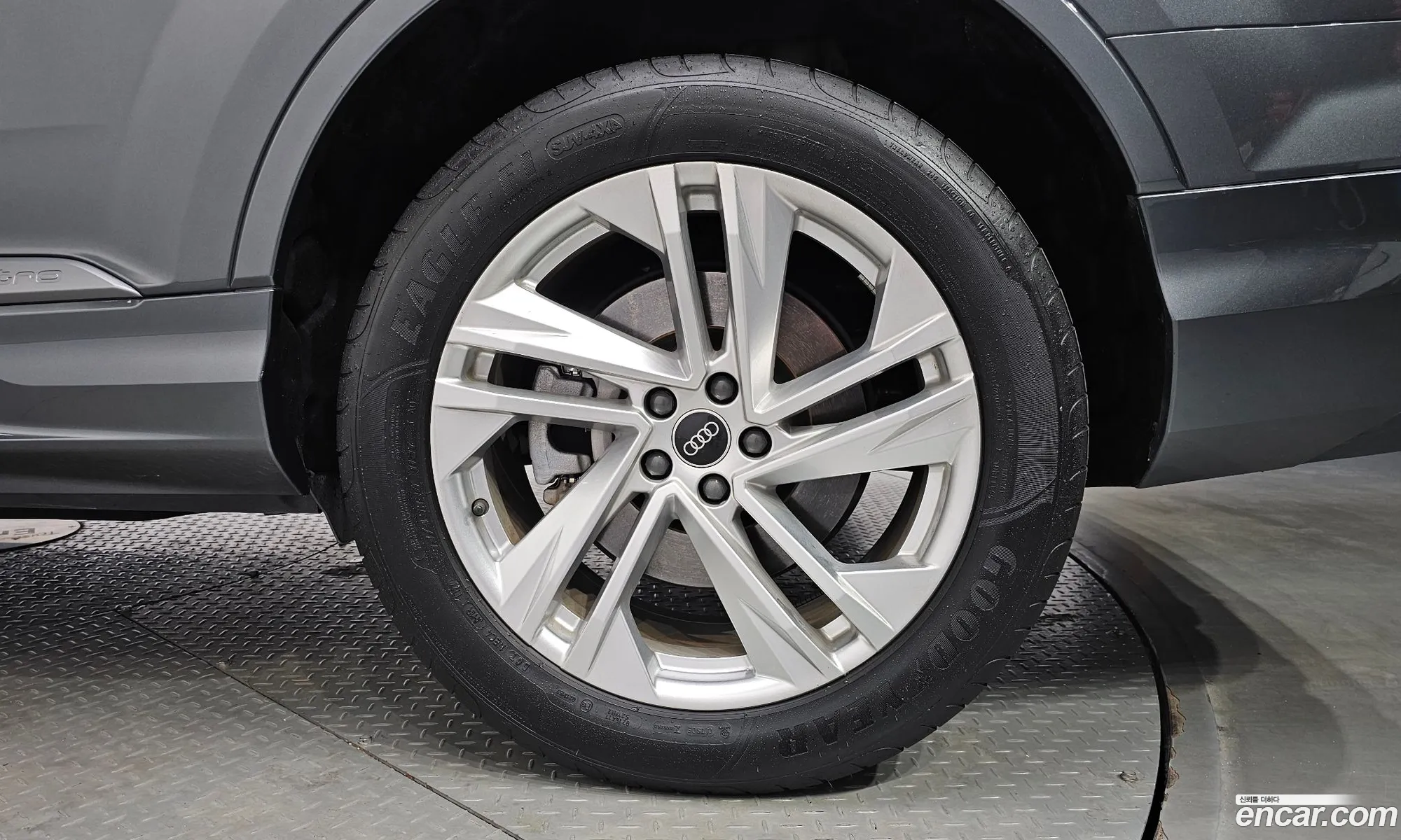 Audi Q7 2022 WAUZZZ4M8ND023828 — 31