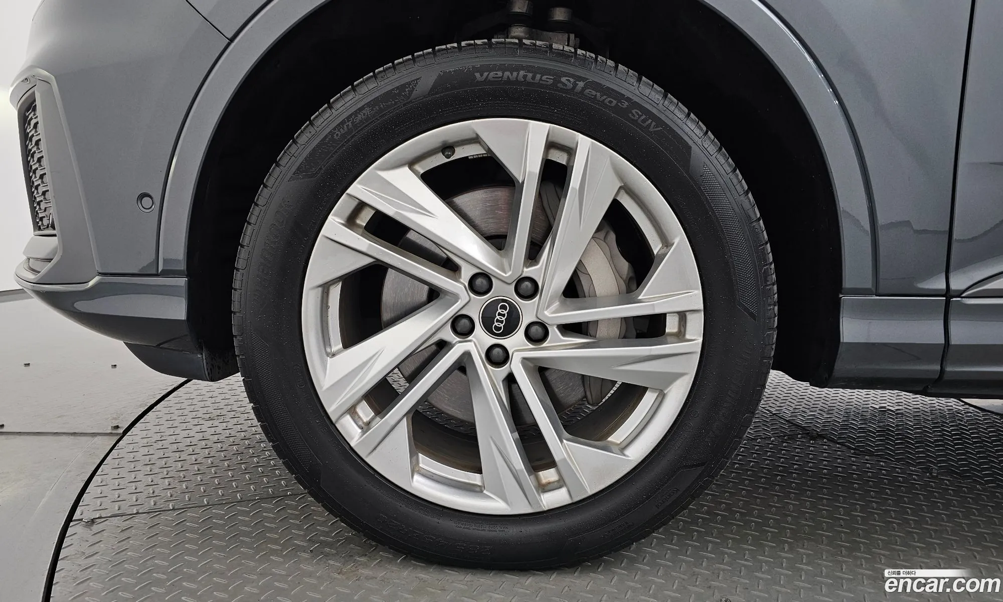 Audi Q7 2022 WAUZZZ4M8ND023828 — 15