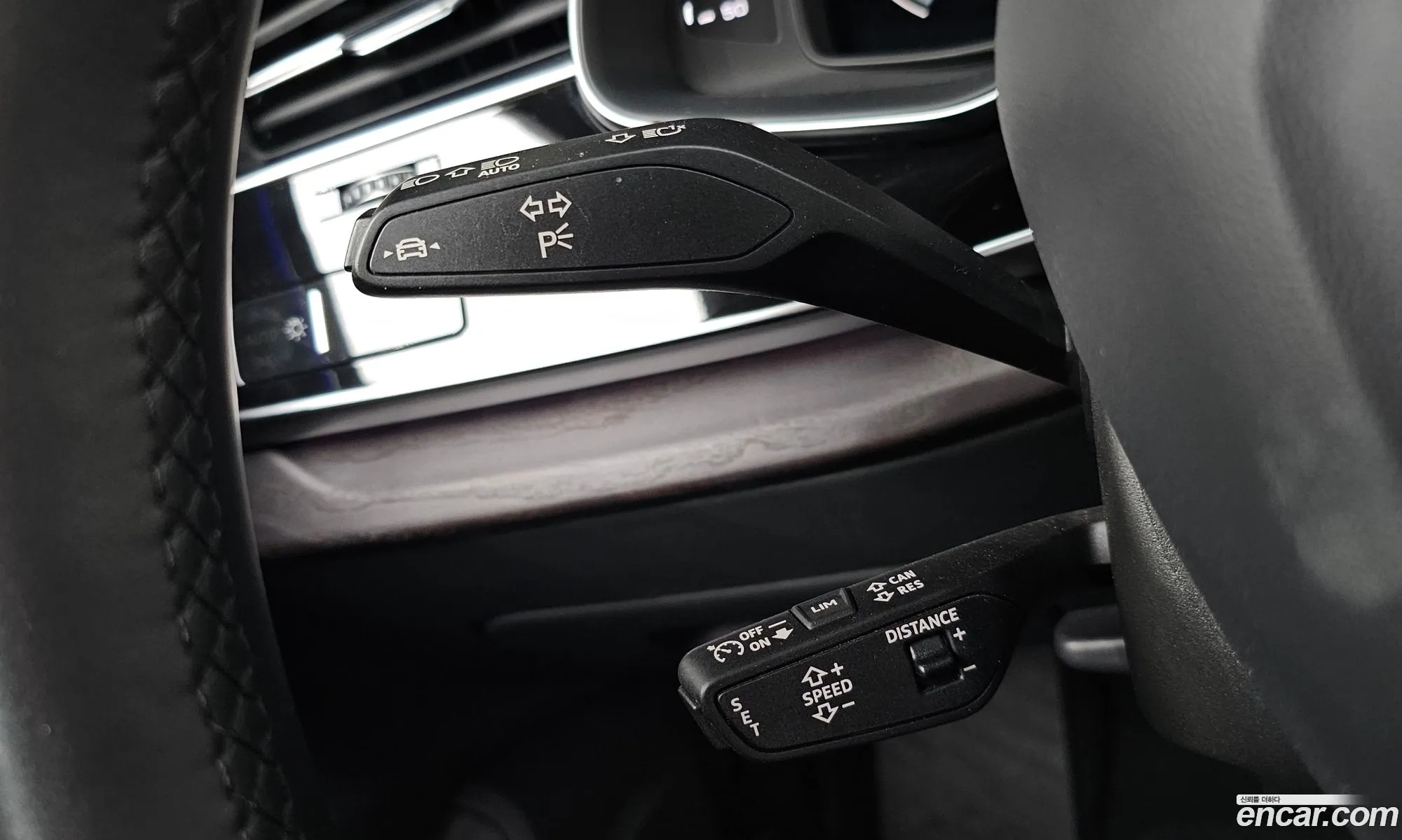 Audi Q7 2022 WAUZZZ4M8ND023828 — 30