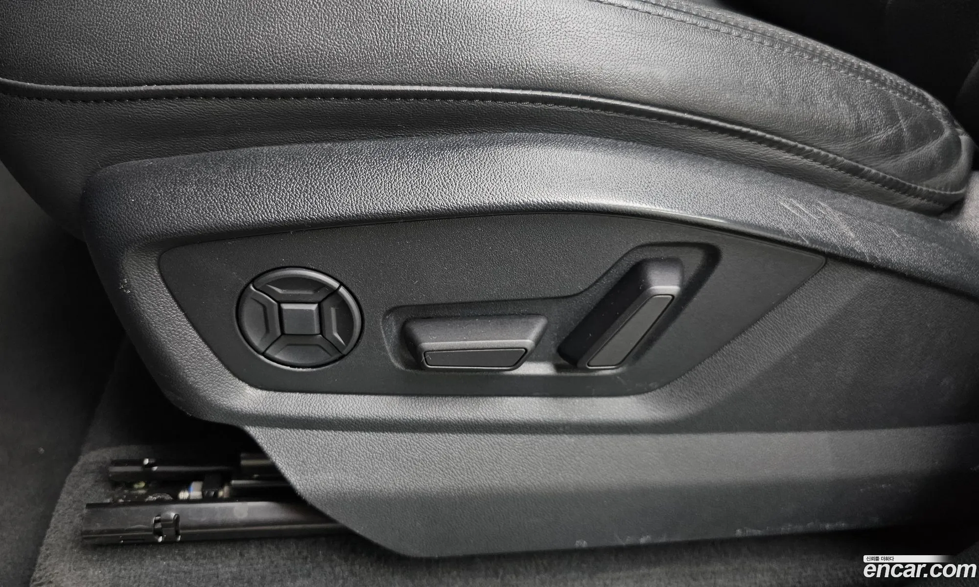 Audi Q7 2022 WAUZZZ4M8ND023828 — 3