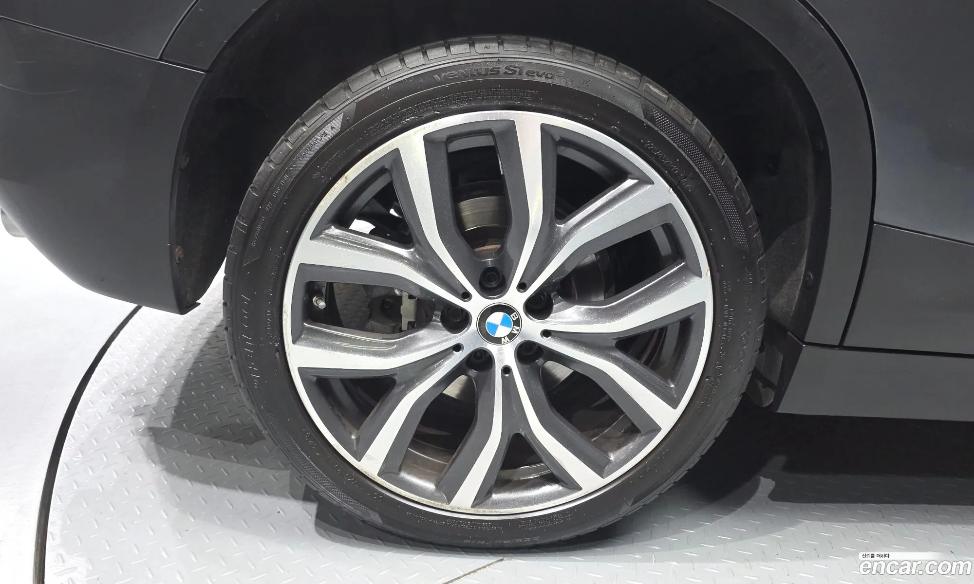BMW X2 2021 WBA11DF09M5S99140 — 8