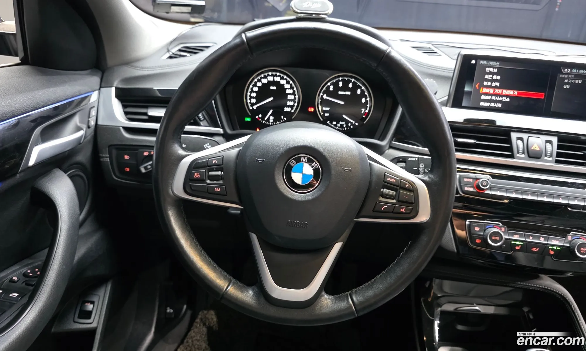 BMW X2 2021 WBA11DF09M5S99140 — 14