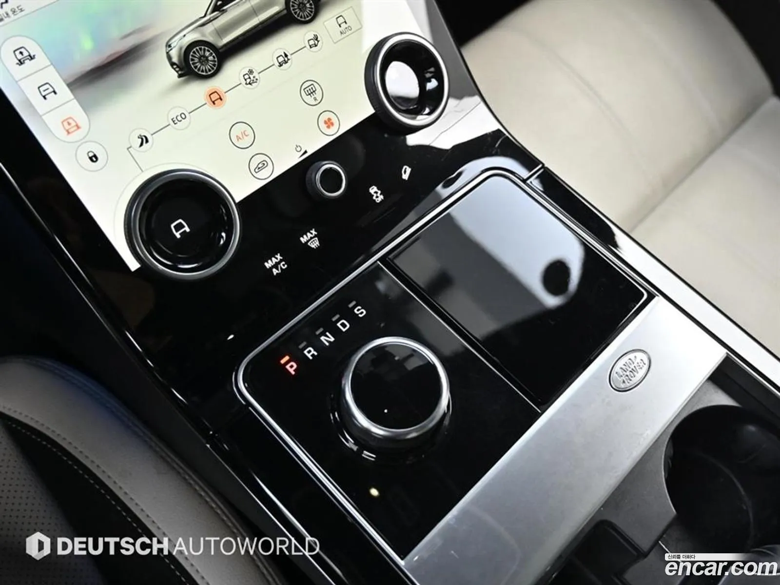 Land Rover Range Rover Velar 2017 — 11