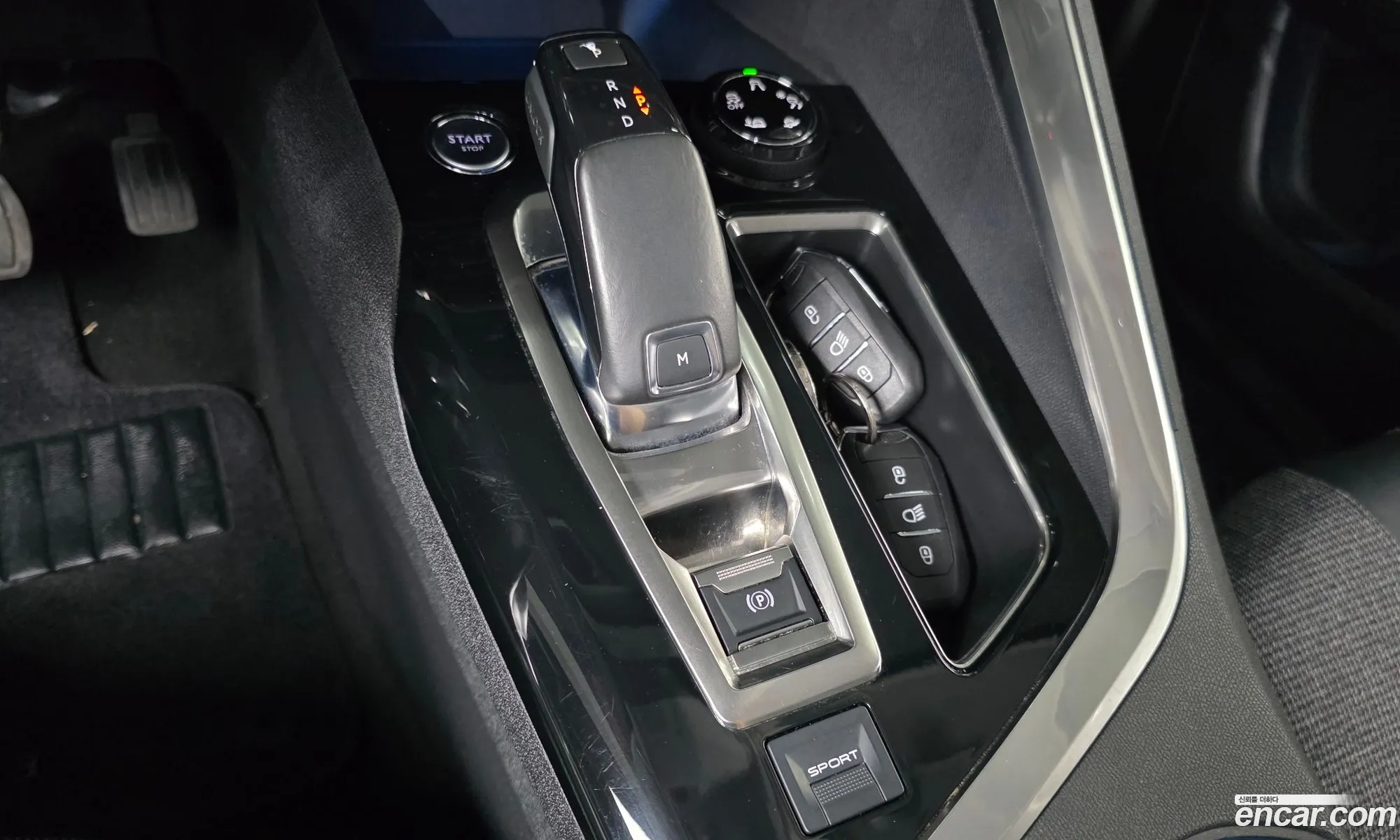Peugeot 3008 2017 — 12