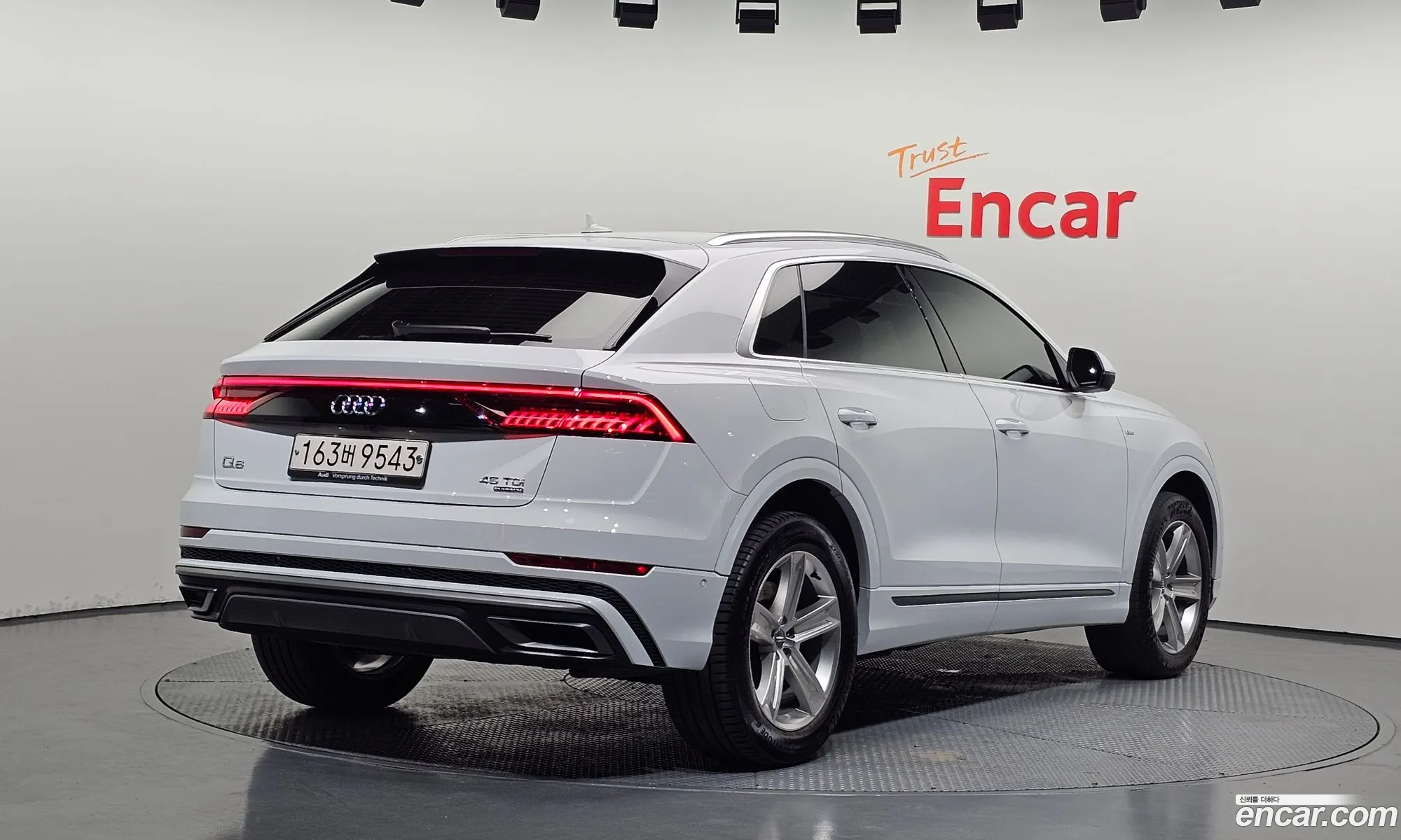 Audi Q8 2020 WAUZZZF1XLD019537 — 11
