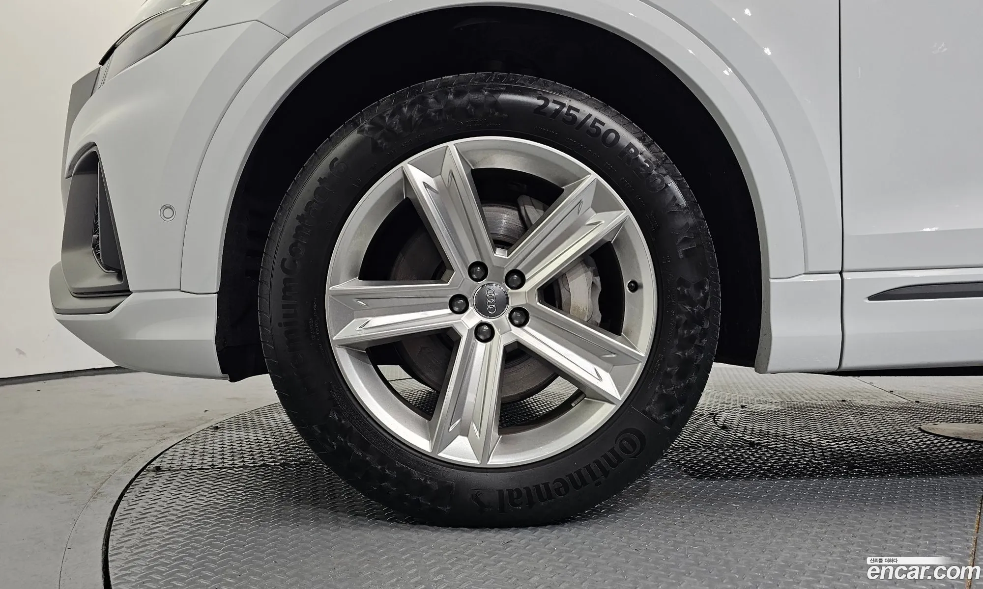 Audi Q8 2020 WAUZZZF1XLD019537 — 8