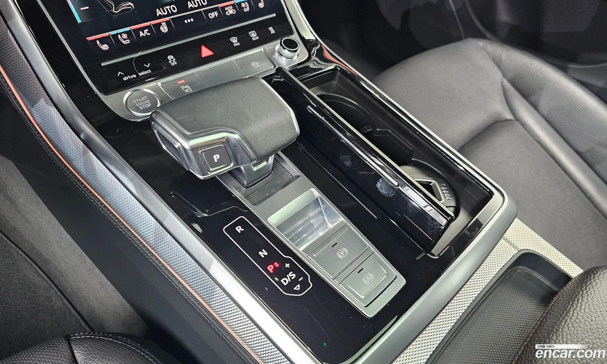 Audi Q8 2020 WAUZZZF1XLD019537 — 10