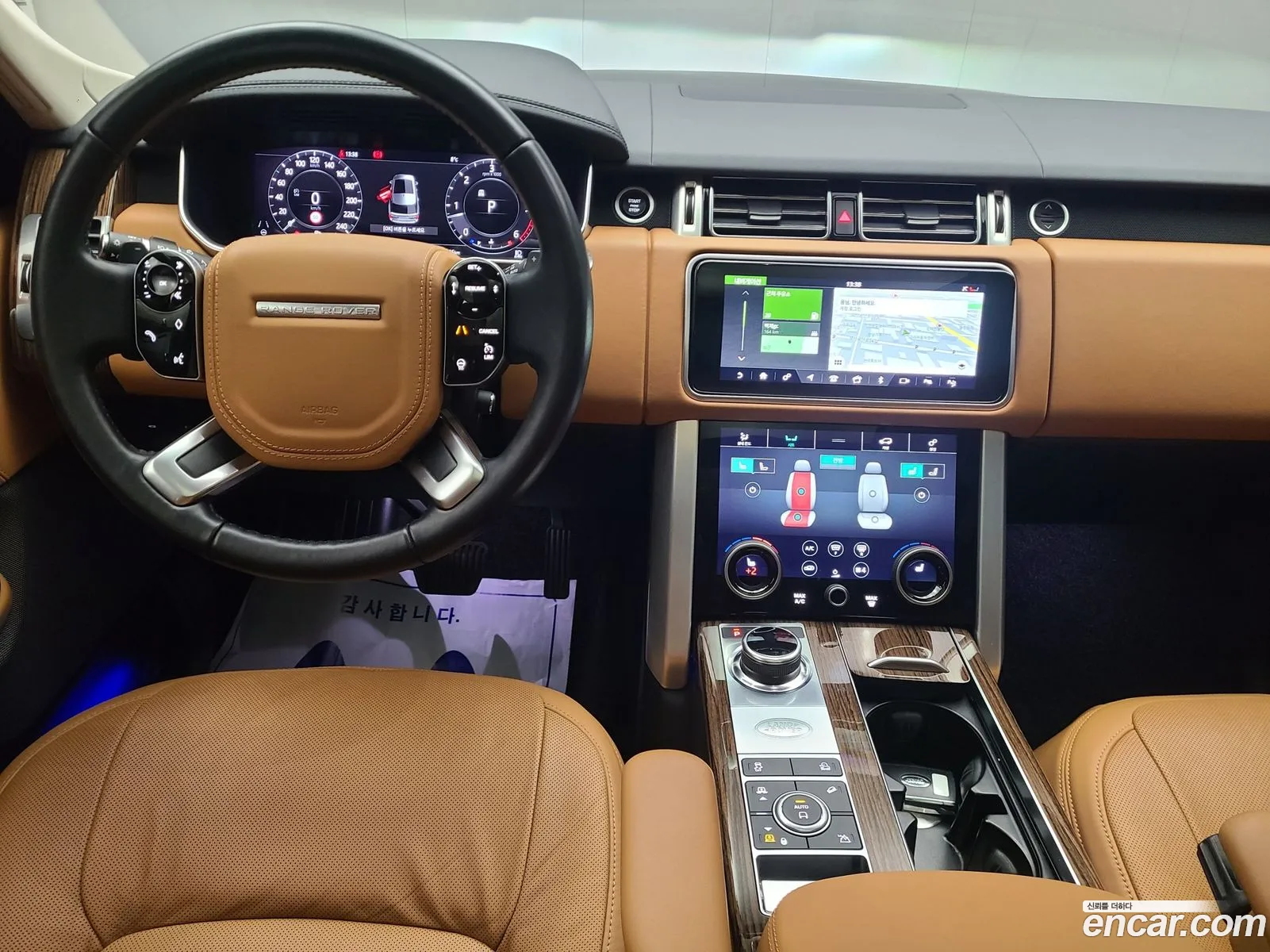 Land Rover Range Rover 2021 — 10