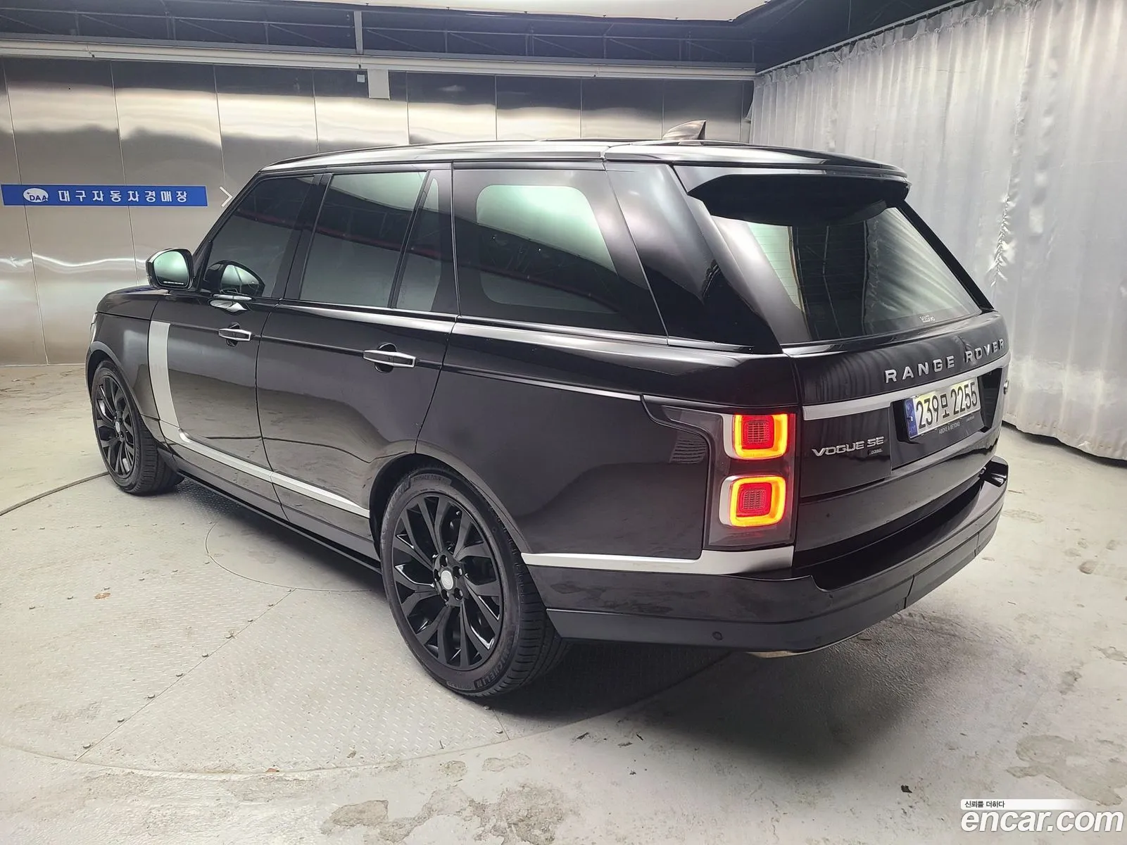Land Rover Range Rover 2021 — 20
