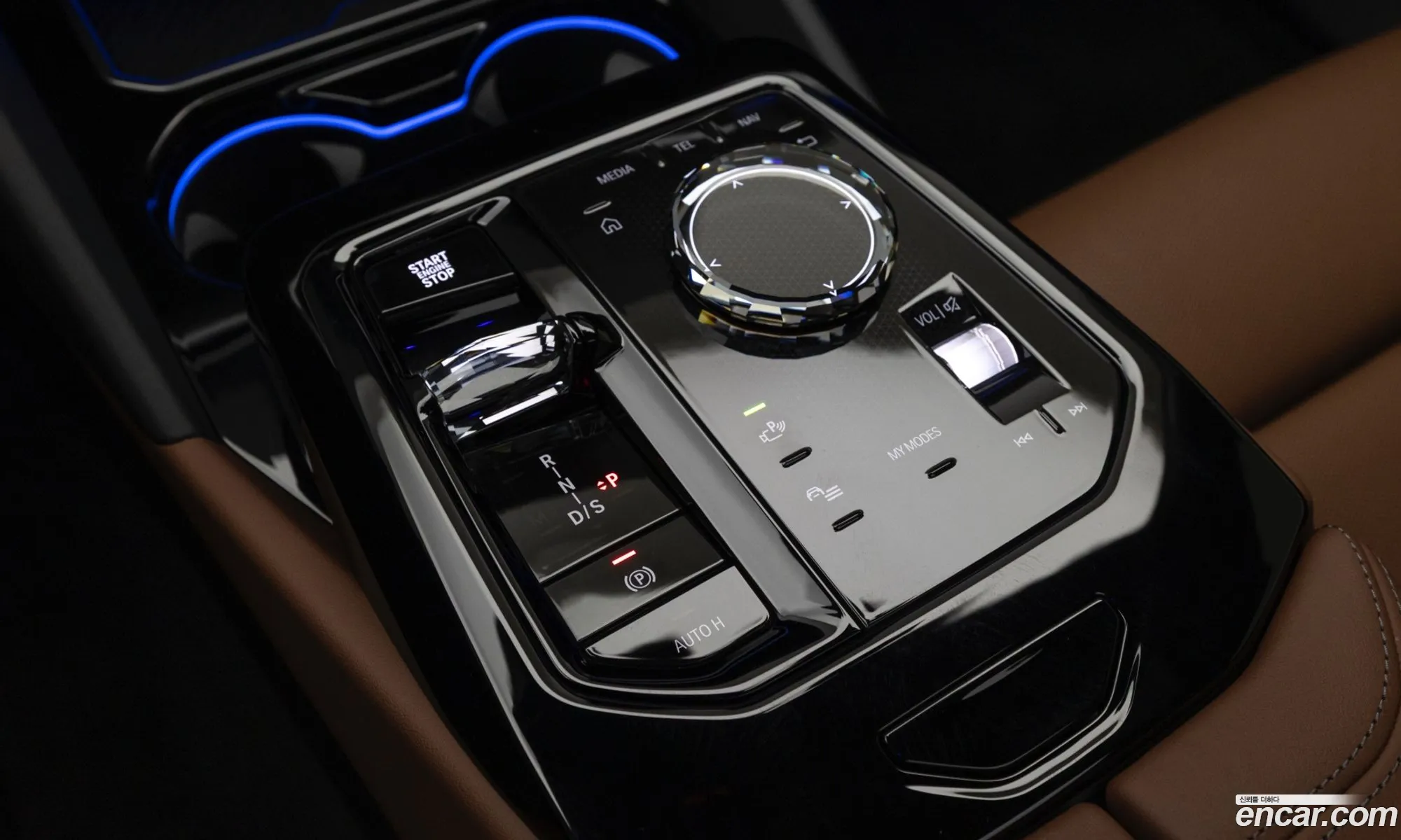 BMW 5 Series 2025 — 8
