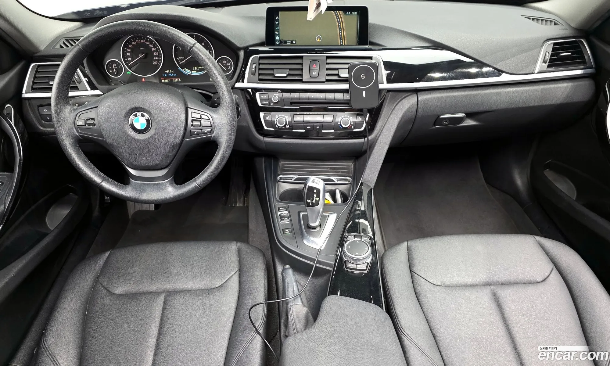 BMW 3 Series 2016 WBA8D1107HK776182 — 3