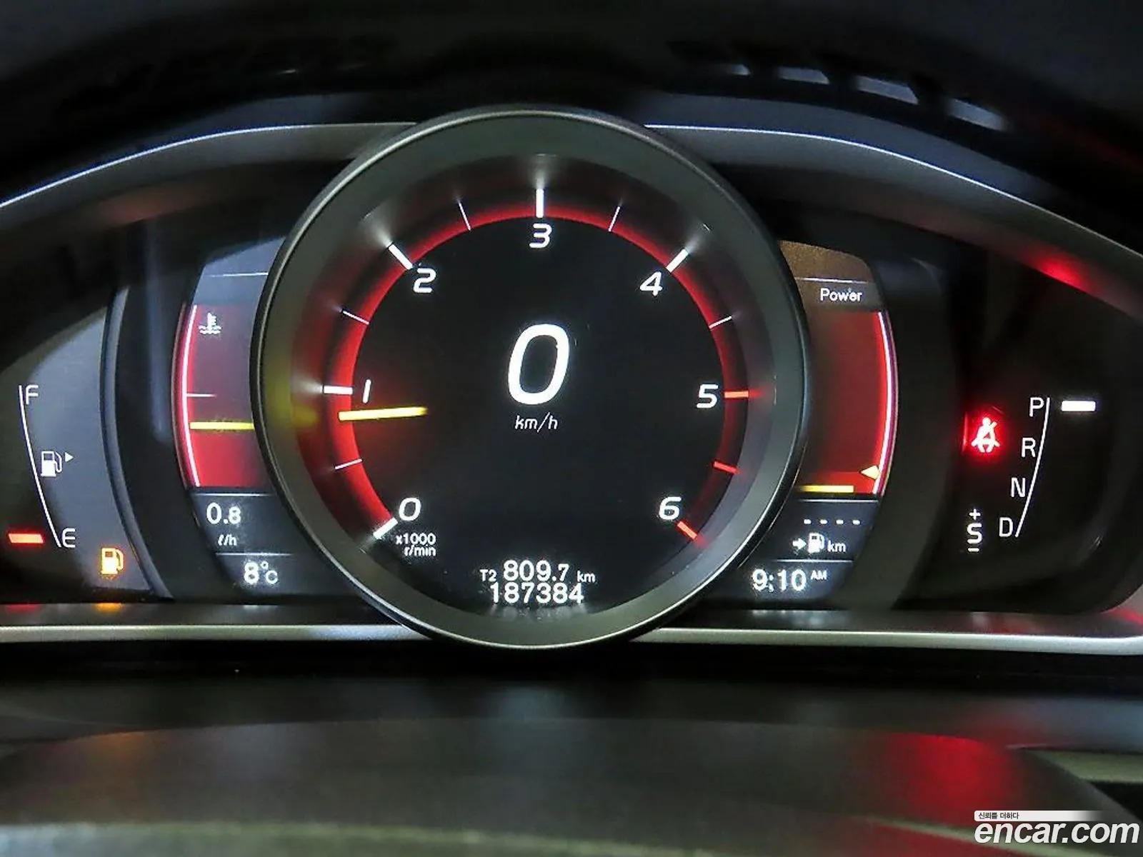 Volvo V40 2015 — 7