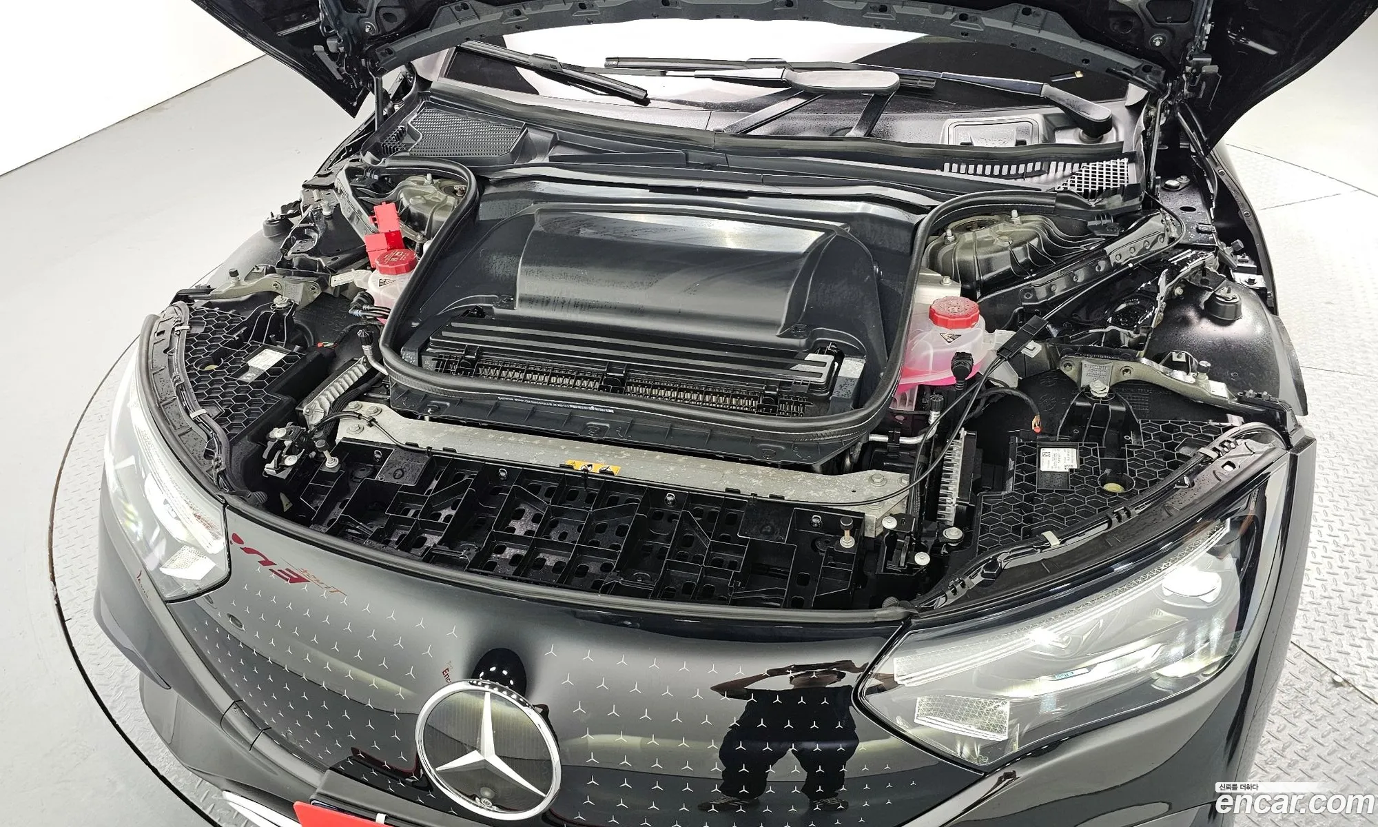 Mercedes-Benz EQE V295 2022 — 3