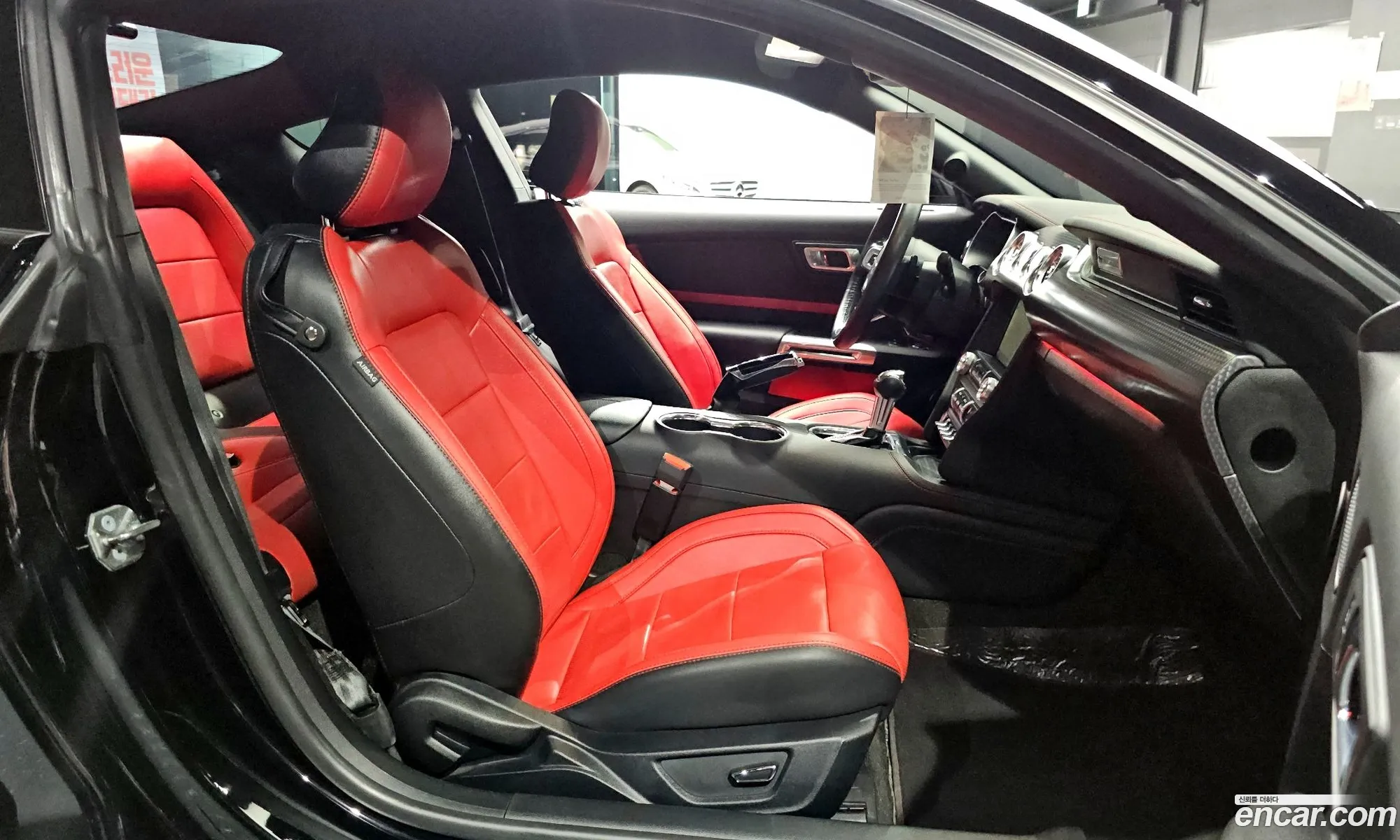 Ford Mustang 2018 — 16