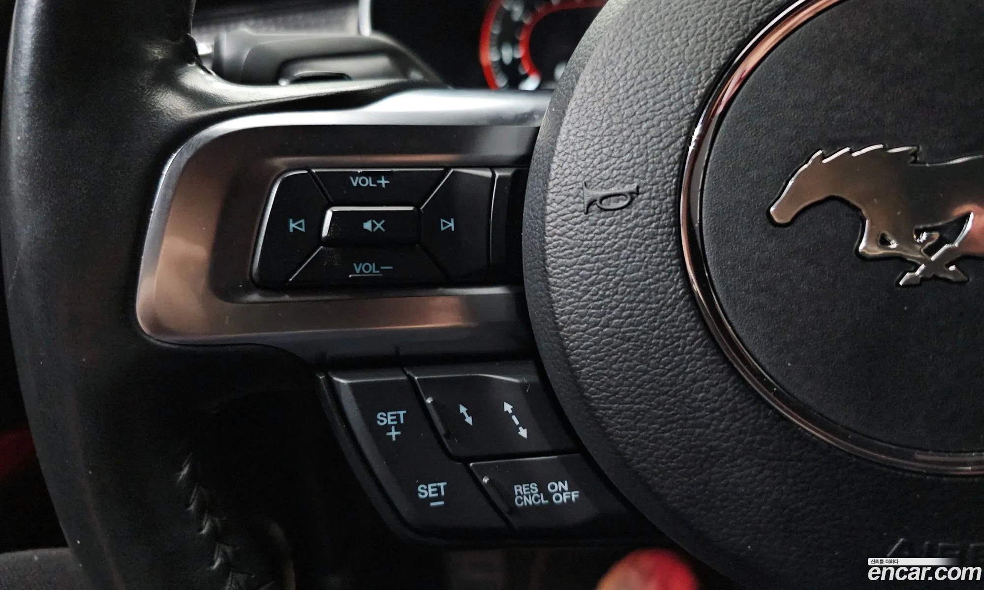 Ford Mustang 2018 — 7