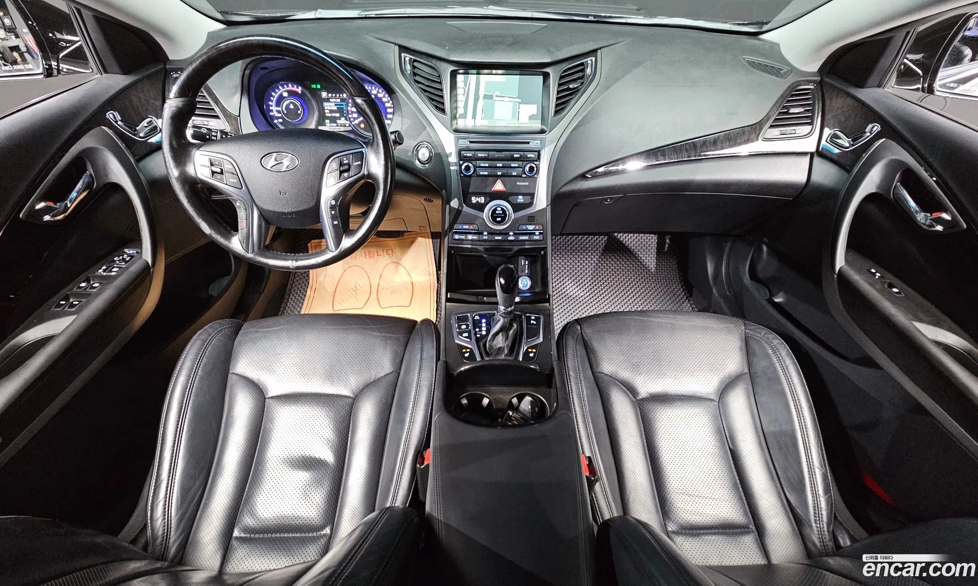 Hyundai Grandeur HG Hybrid 2016 — 4