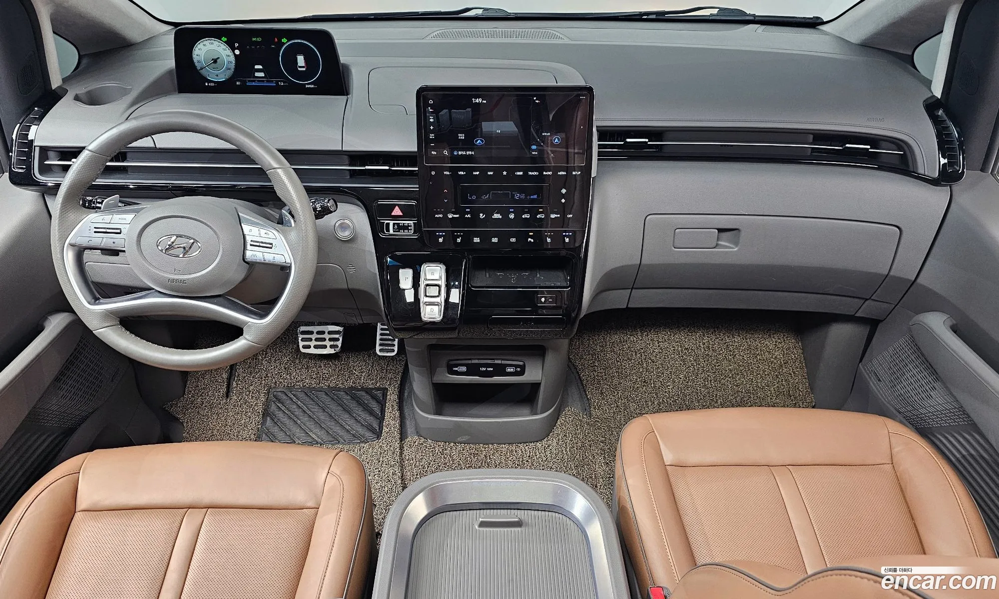 Hyundai Staria 2021 — 2