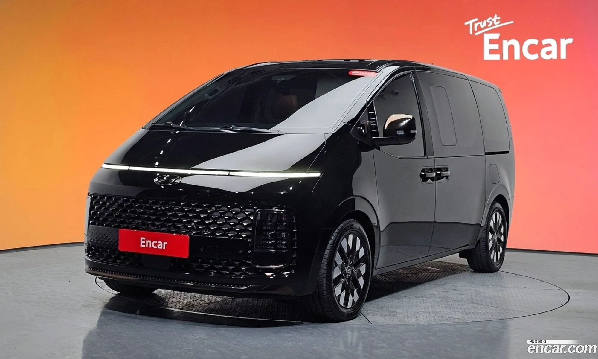 Hyundai Staria 2021 — 3