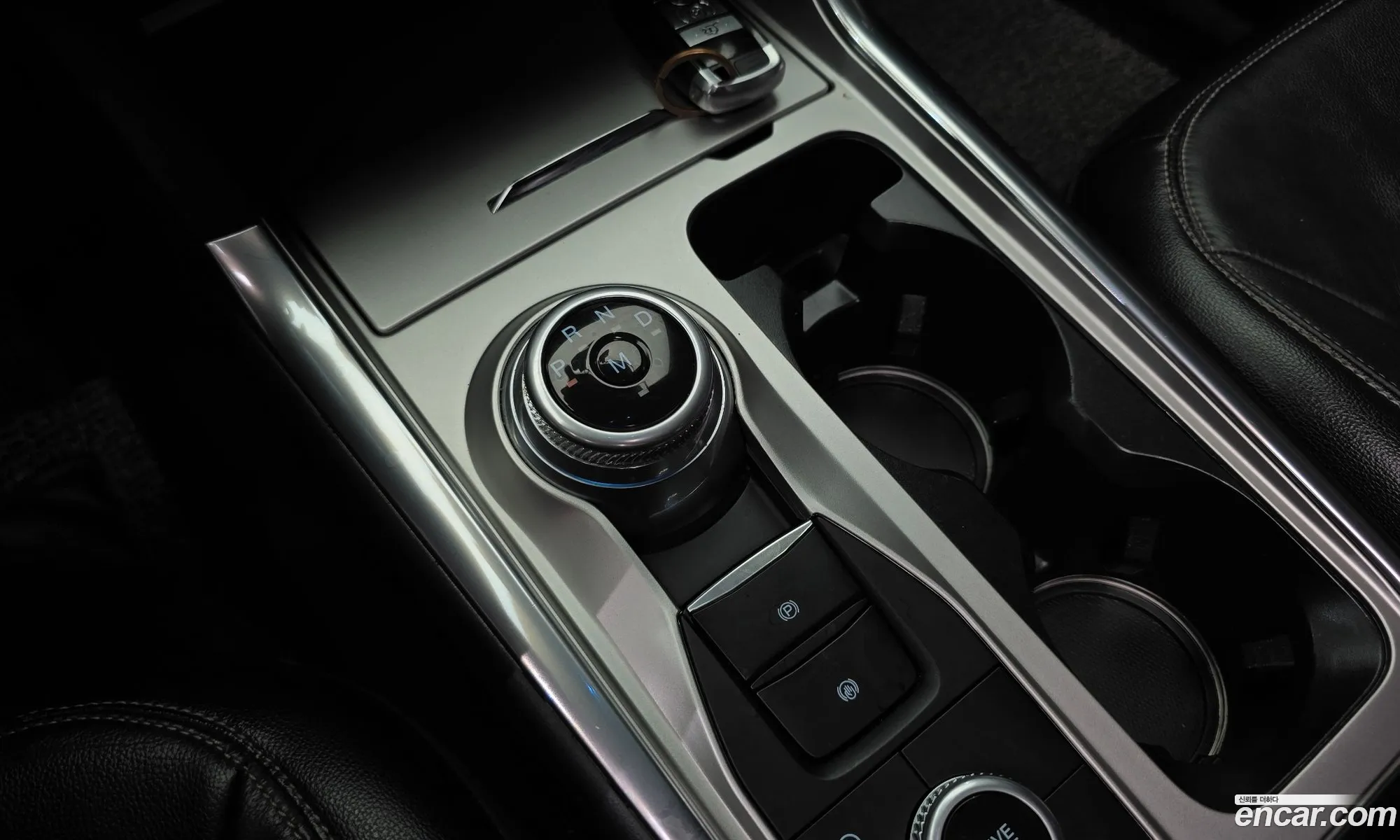 Ford Explorer 6th Gen 2019 1FMSK8FH0LGA73116 — 6