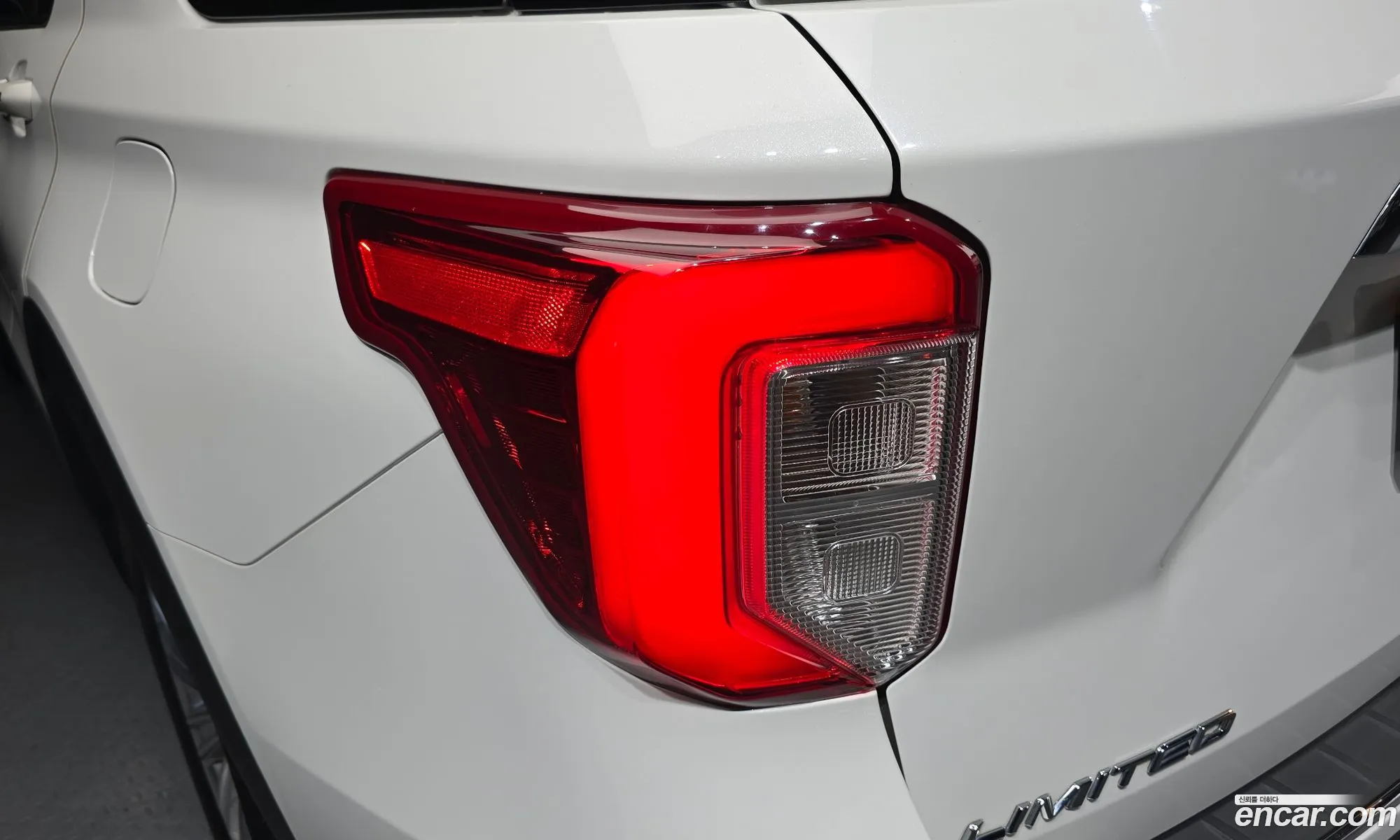 Ford Explorer 6th Gen 2019 1FMSK8FH0LGA73116 — 27