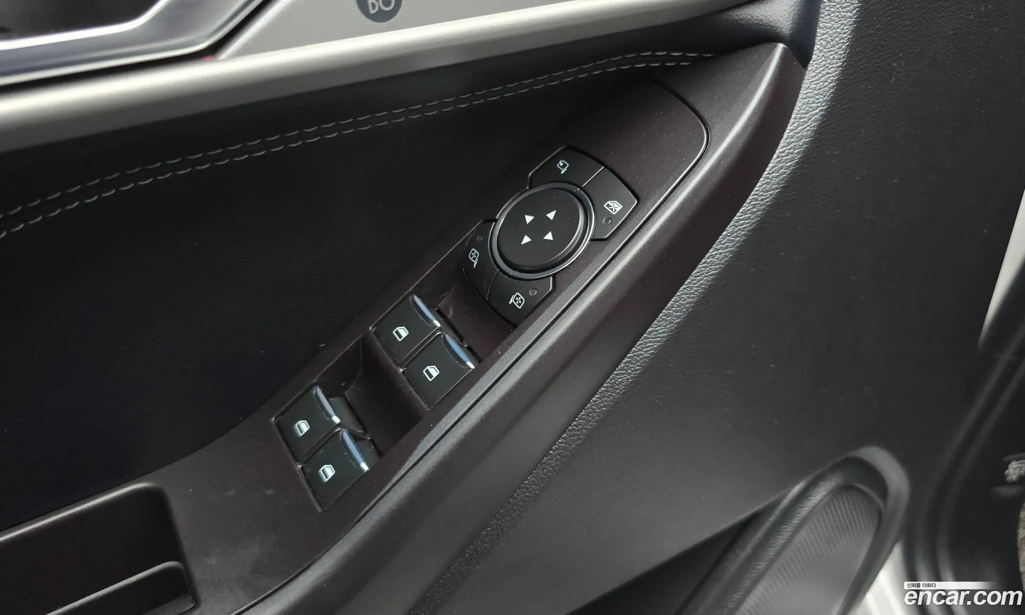 Ford Explorer 6th Gen 2019 1FMSK8FH0LGA73116 — 4
