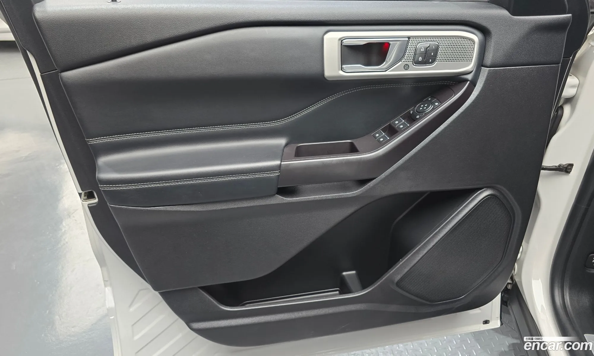 Ford Explorer 6th Gen 2019 1FMSK8FH0LGA73116 — 18