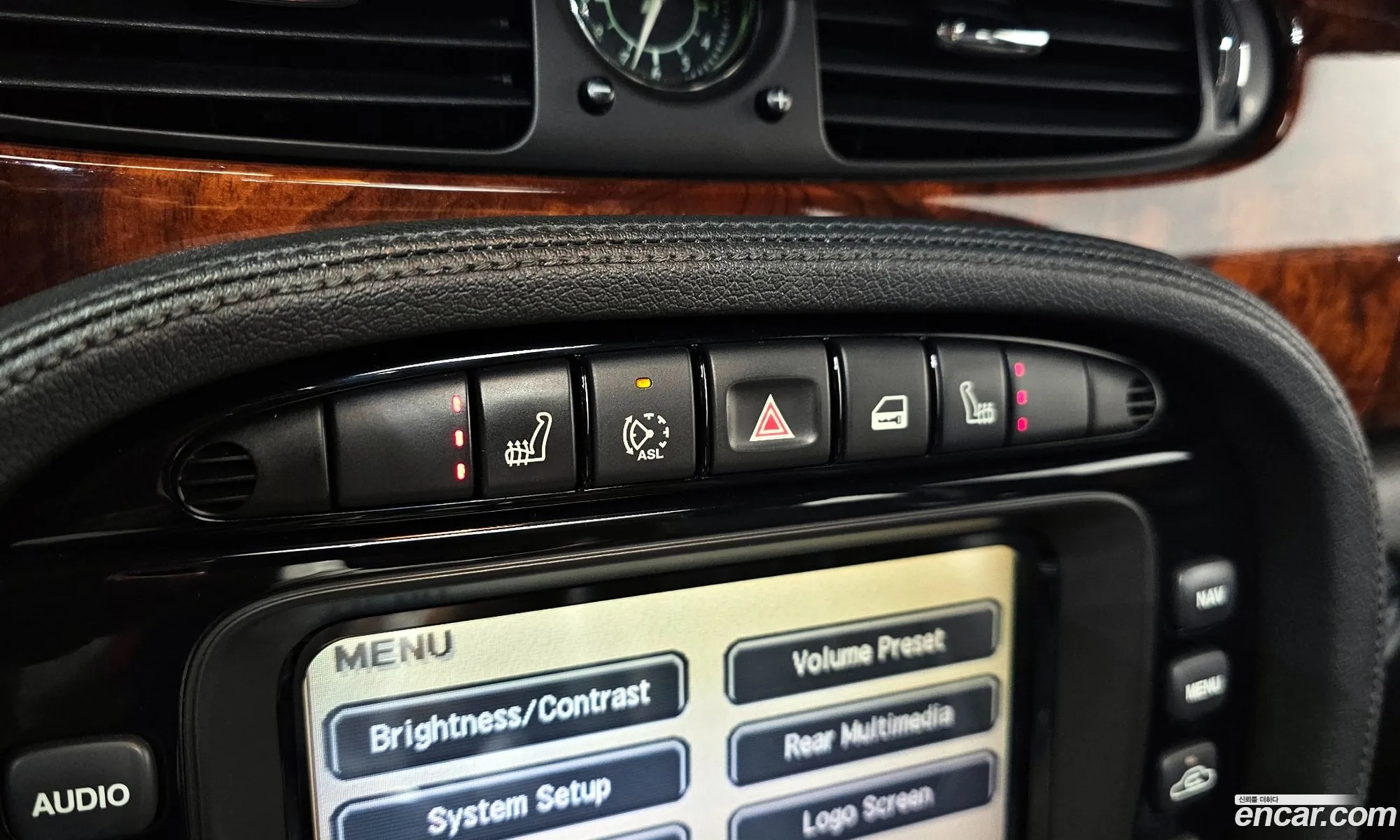 Jaguar XJ 2008 SAJAA871787H22717 — 2