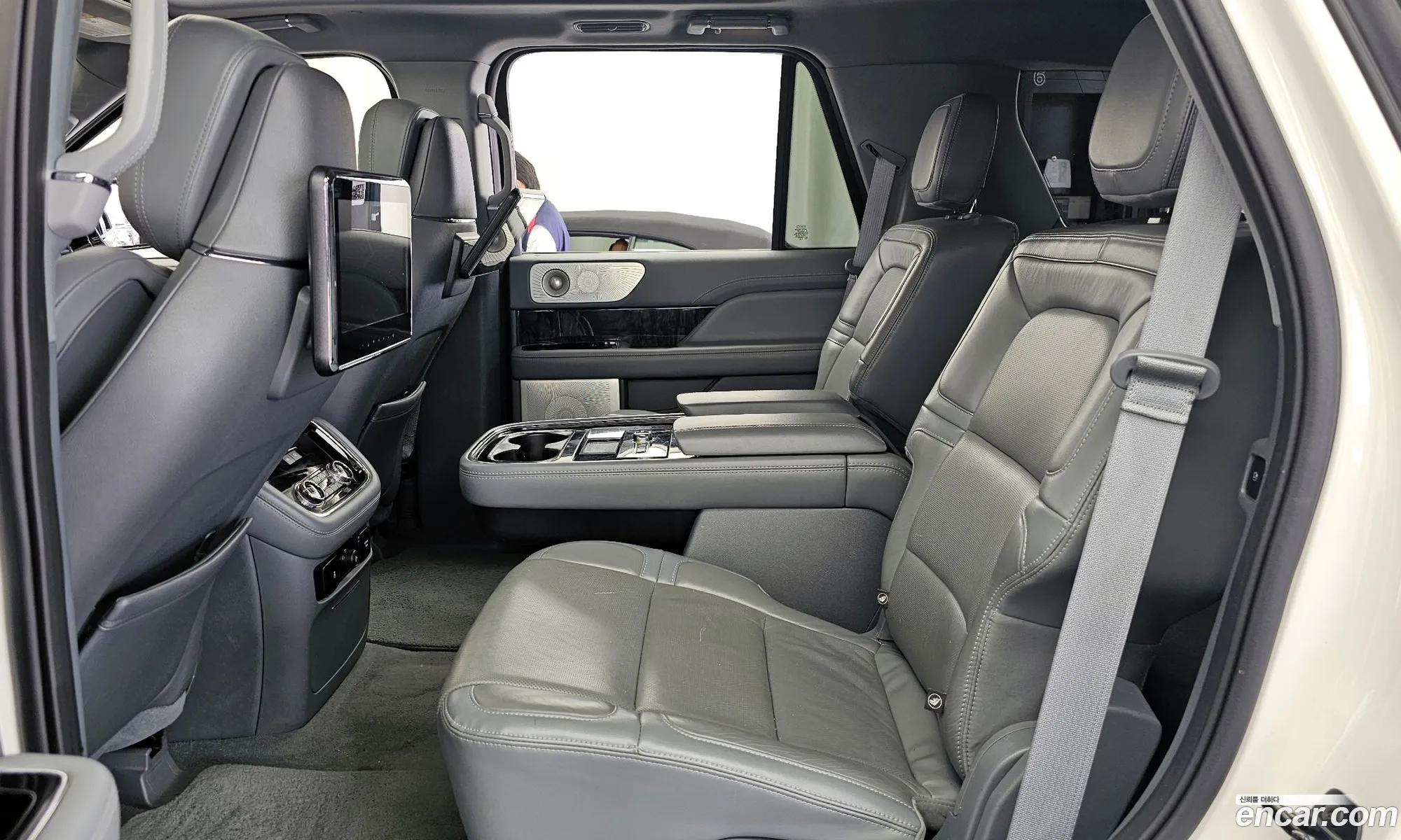 Lincoln Navigator